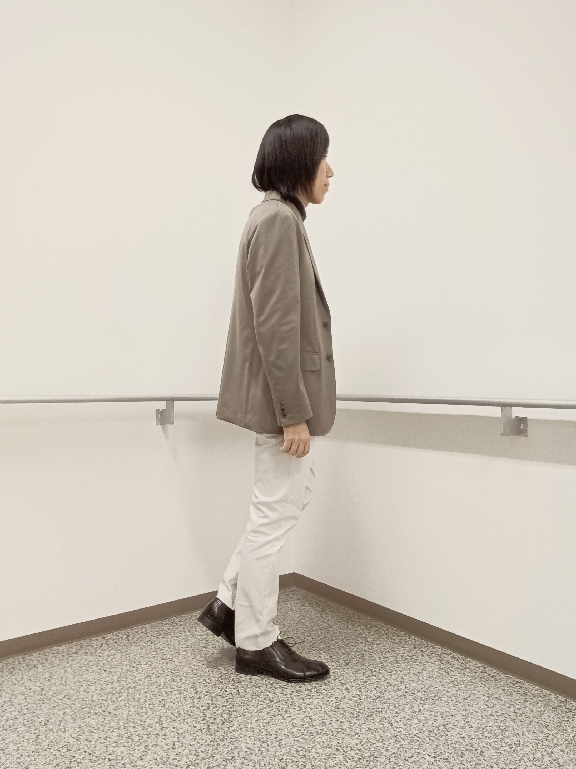 moritaさんの「TAKEO KIKUCHI｜【360&deg;ストレッチ／軽量】None Of Stress ライト ジャケット（セットアップ対応）」を使ったコーディネート