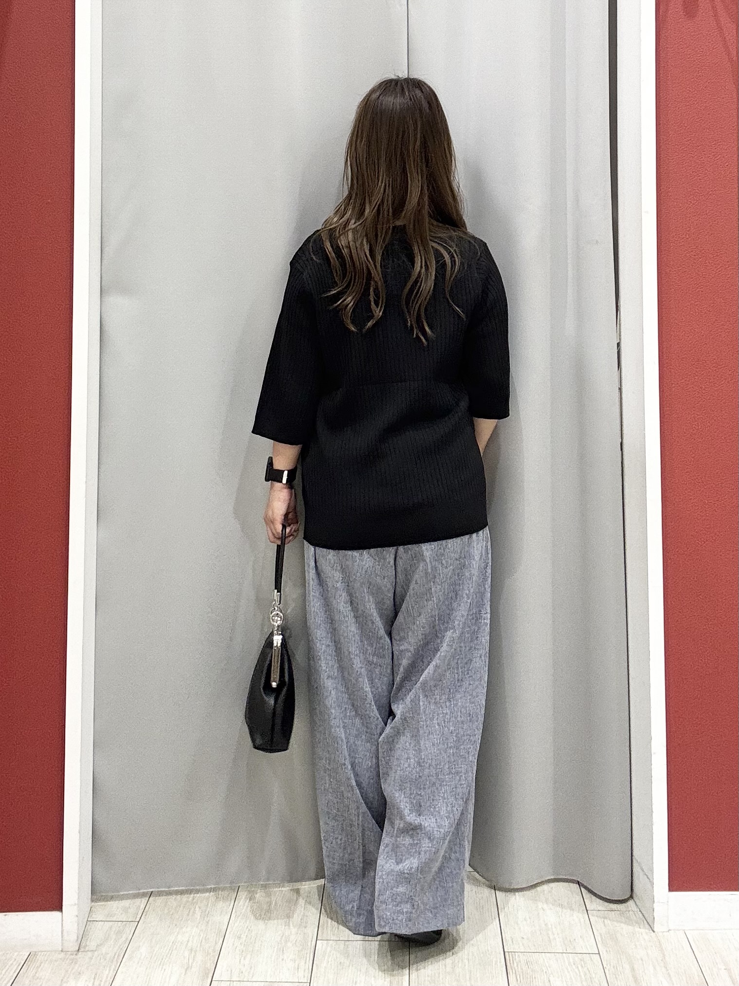 shioさんの「SHOO･LA･RUE｜【S-LL】抜け感ある着こなしに ヘンリーネック リブニット」を使ったコーディネート