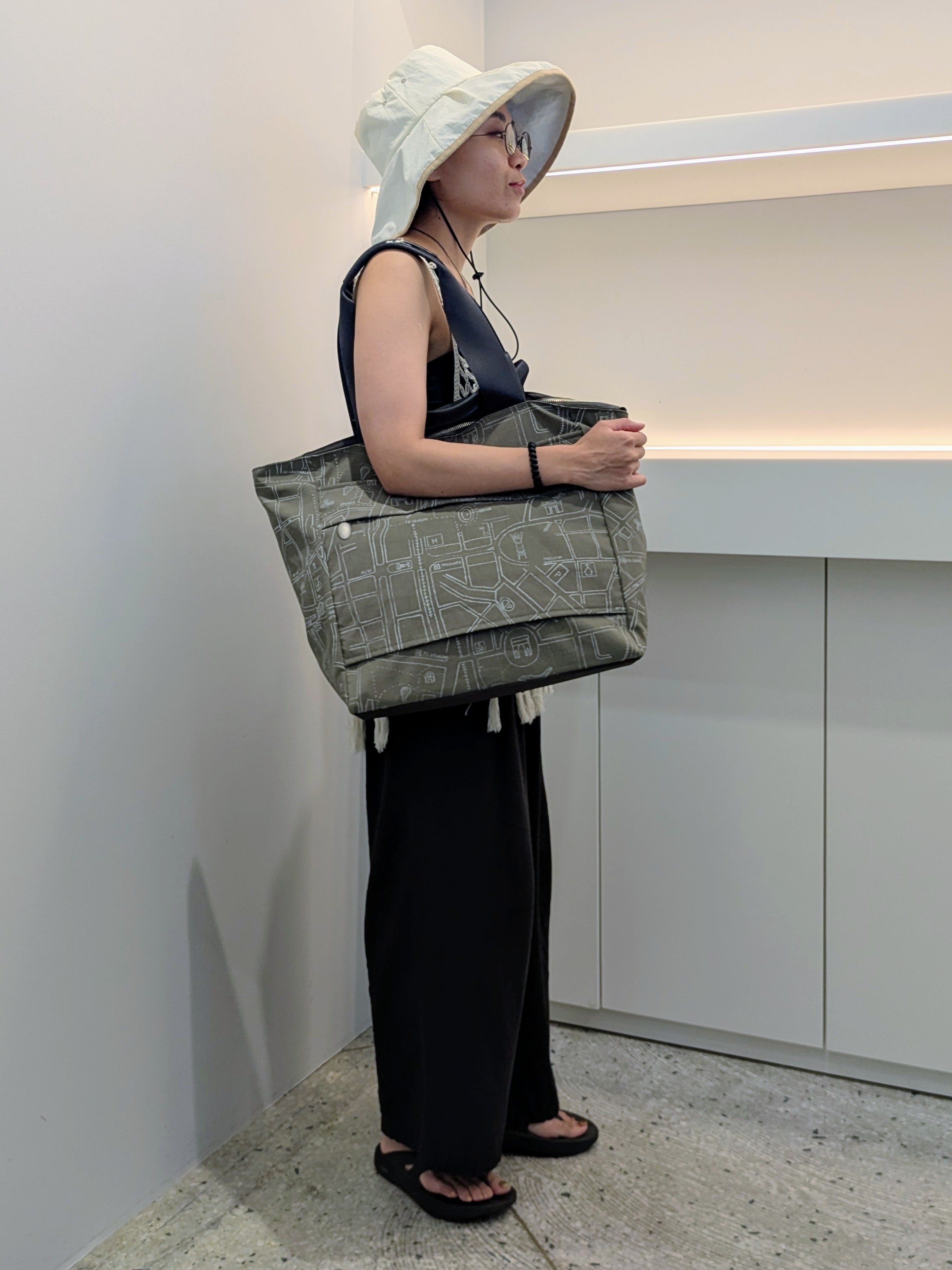 MTさんの「HIROKO HAYASHI｜COMODA（コモダ）サコッシュ」を使ったコーディネート