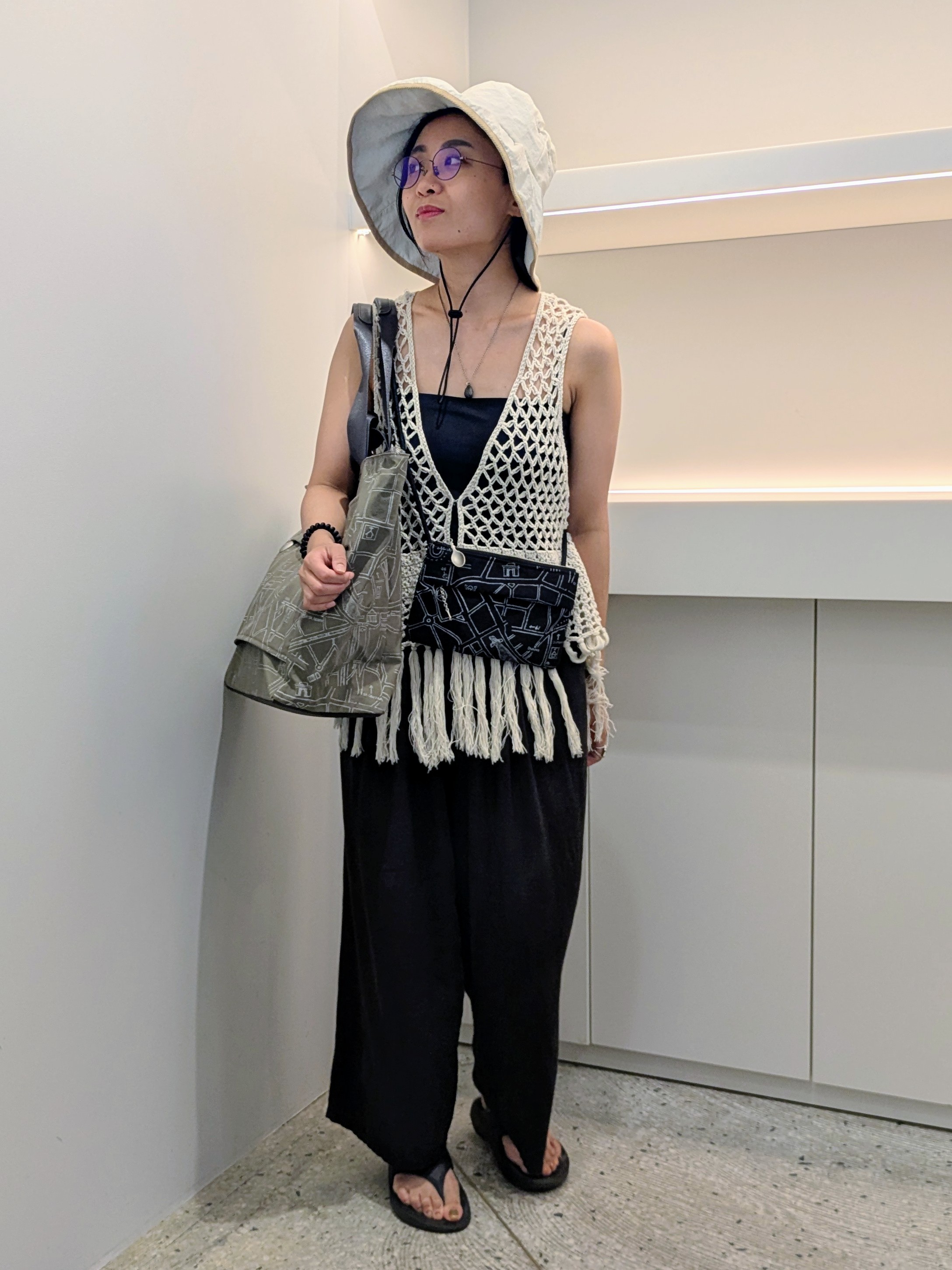 MTさんの「HIROKO HAYASHI｜COMODA（コモダ）サコッシュ」を使ったコーディネート