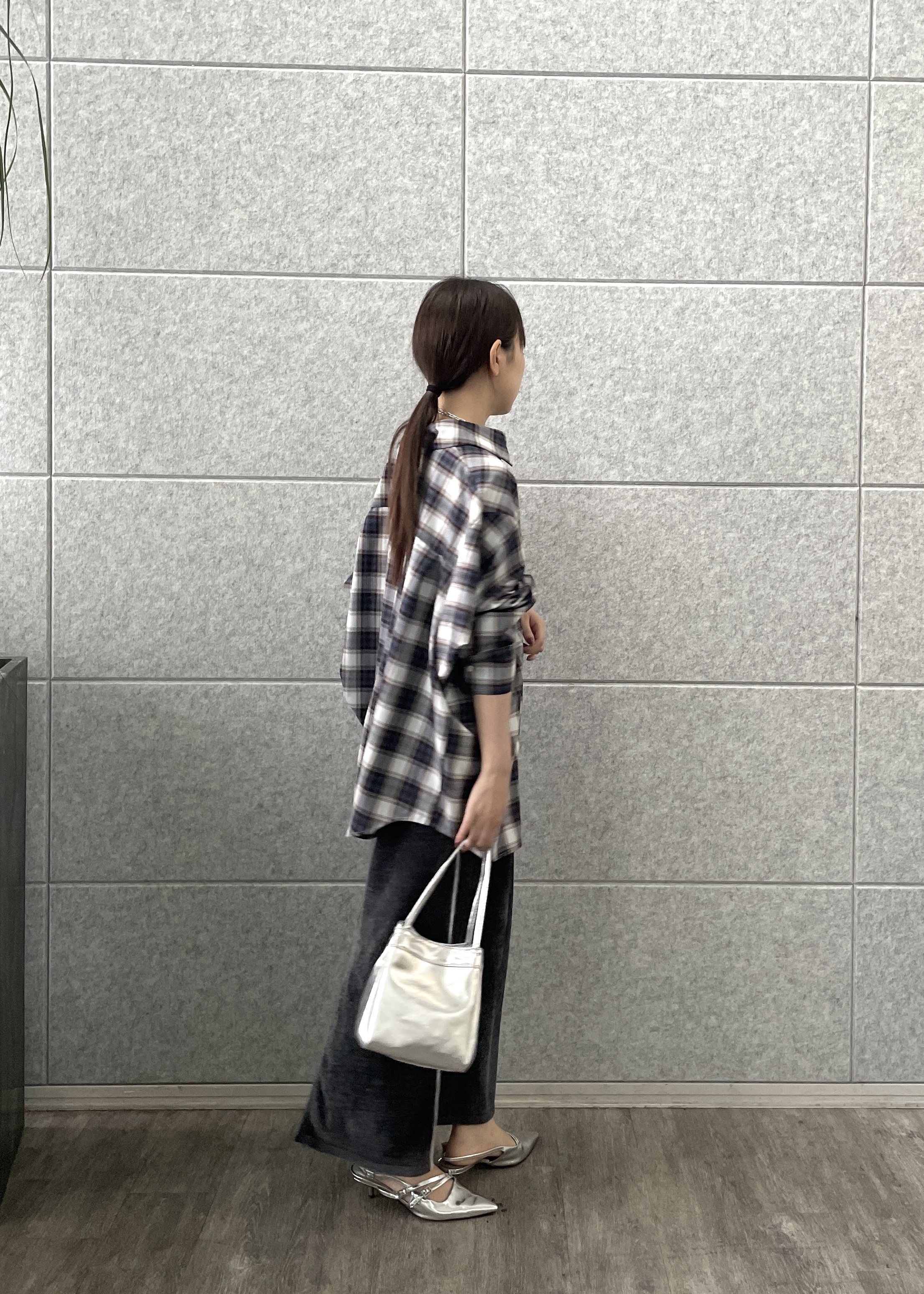 Renoさんの「INDIVI｜メタルペンダントネックレス」を使ったコーディネート