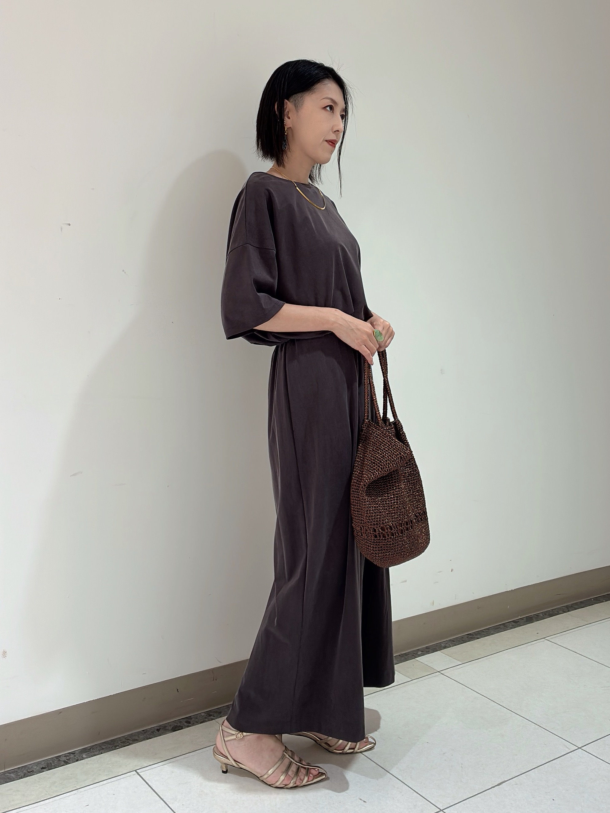 環さんの「UNTITLED｜【セットアップ可/接触冷感】ヴィンテージライクプルオーバー」を使ったコーディネート