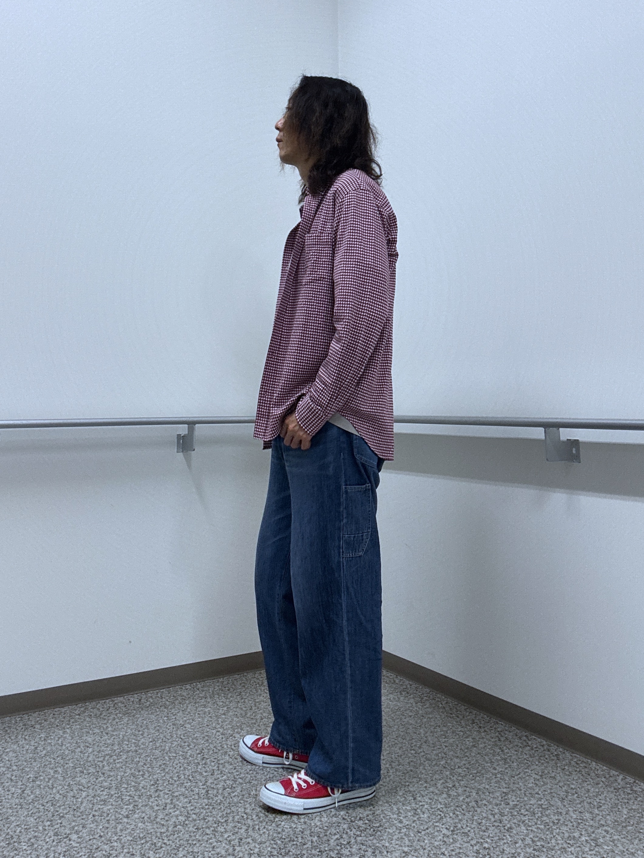 おーのさんの「TAKEO KIKUCHI｜【抗菌防臭/シーズンレス】シアサッカーギンガムチェック ストレッチシャツ」を使ったコーディネート