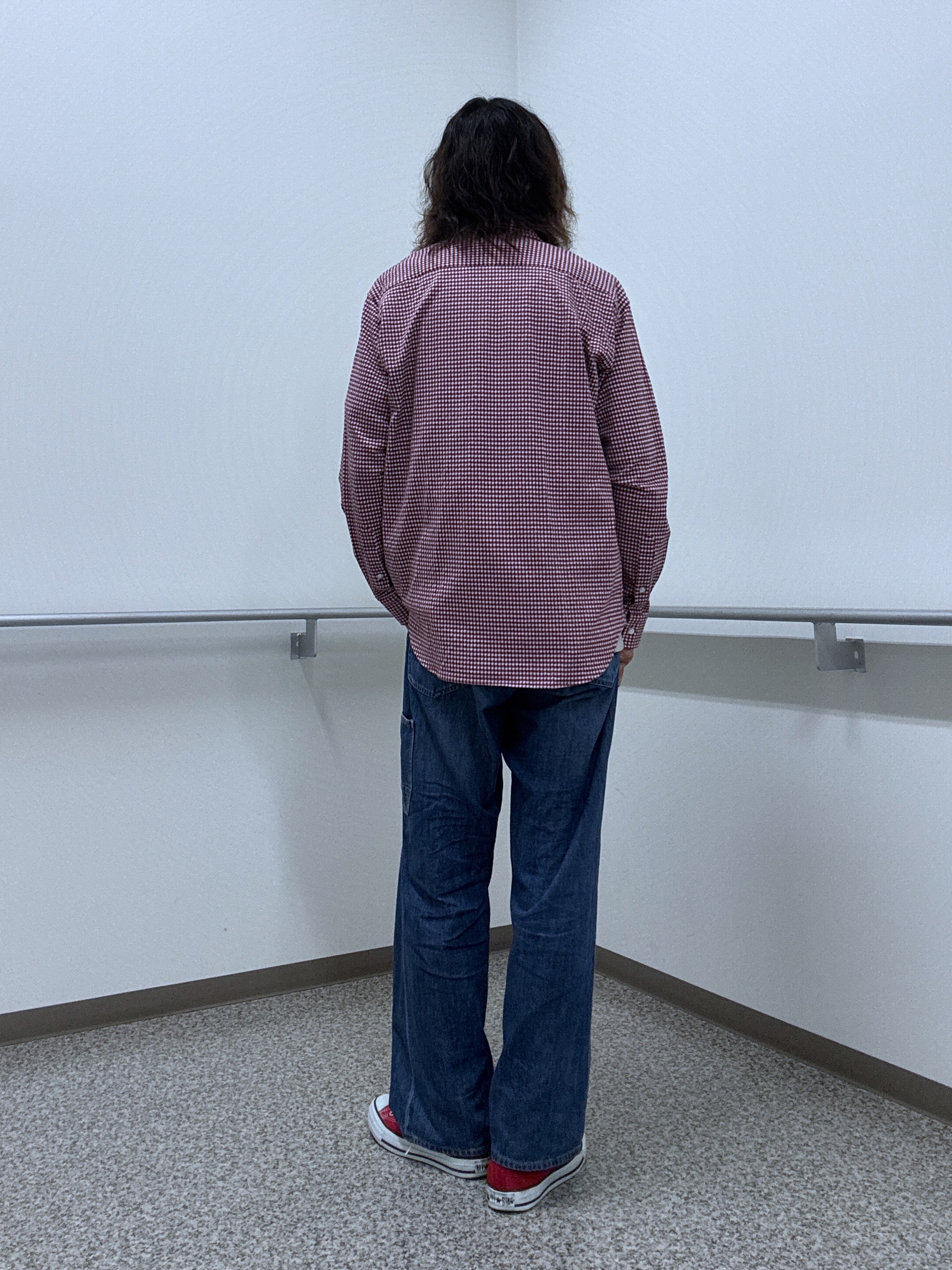 おーのさんの「TAKEO KIKUCHI｜【抗菌防臭/シーズンレス】シアサッカーギンガムチェック ストレッチシャツ」を使ったコーディネート