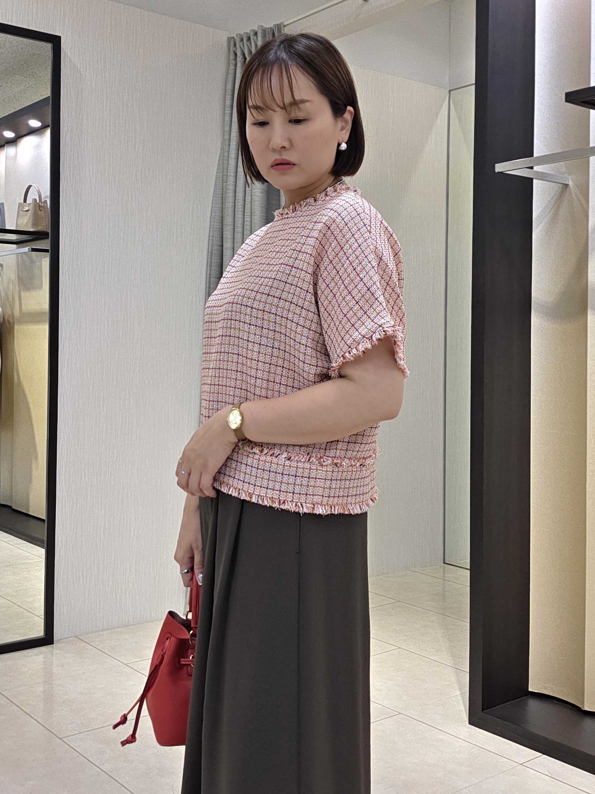 naokoさんの「UNTITLED｜ファンシーツイードブラウス」を使ったコーディネート