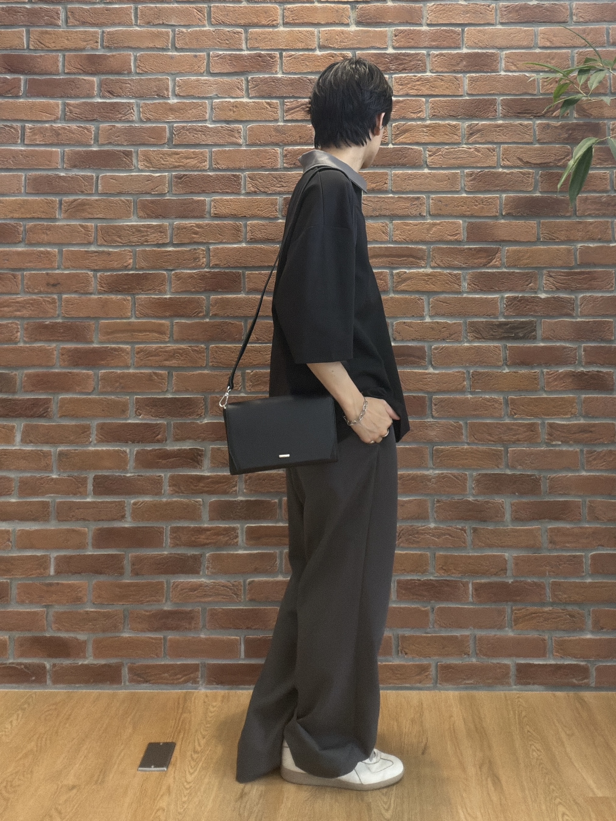 ドイさんの「tk.TAKEO KIKUCHI｜【防シワ／ストレッチ/セット対応可】smart shiftシリーズ バレルシルエットパンツ」を使ったコーディネート