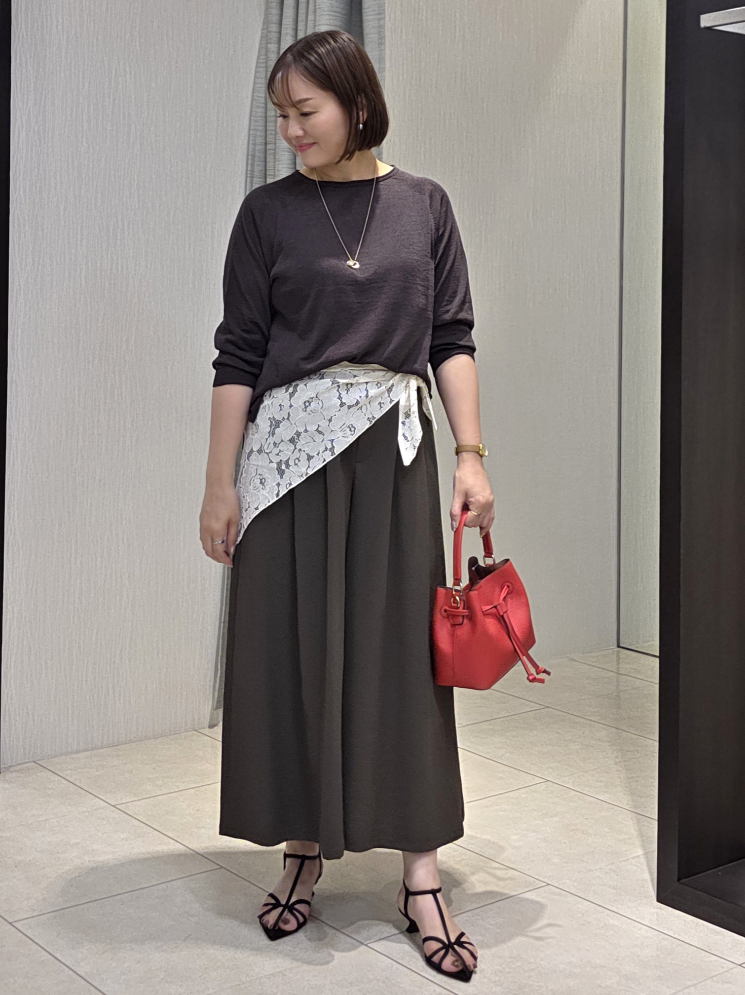 naokoさんの「UNTITLED｜【ゆったり/リラクシー】リネンボートネックプルオーバー」を使ったコーディネート