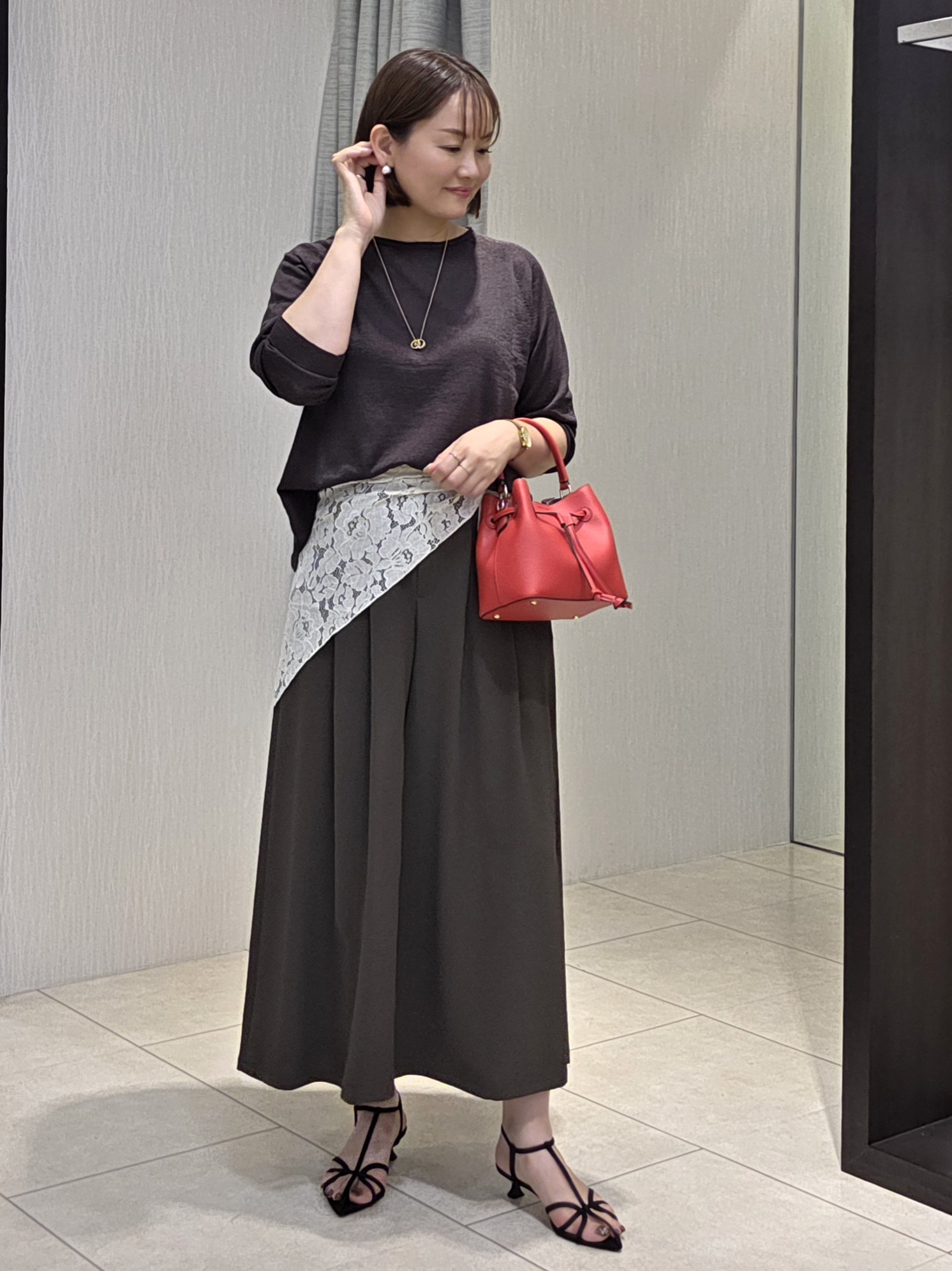 naokoさんの「UNTITLED｜【ゆったり/リラクシー】リネンボートネックプルオーバー」を使ったコーディネート