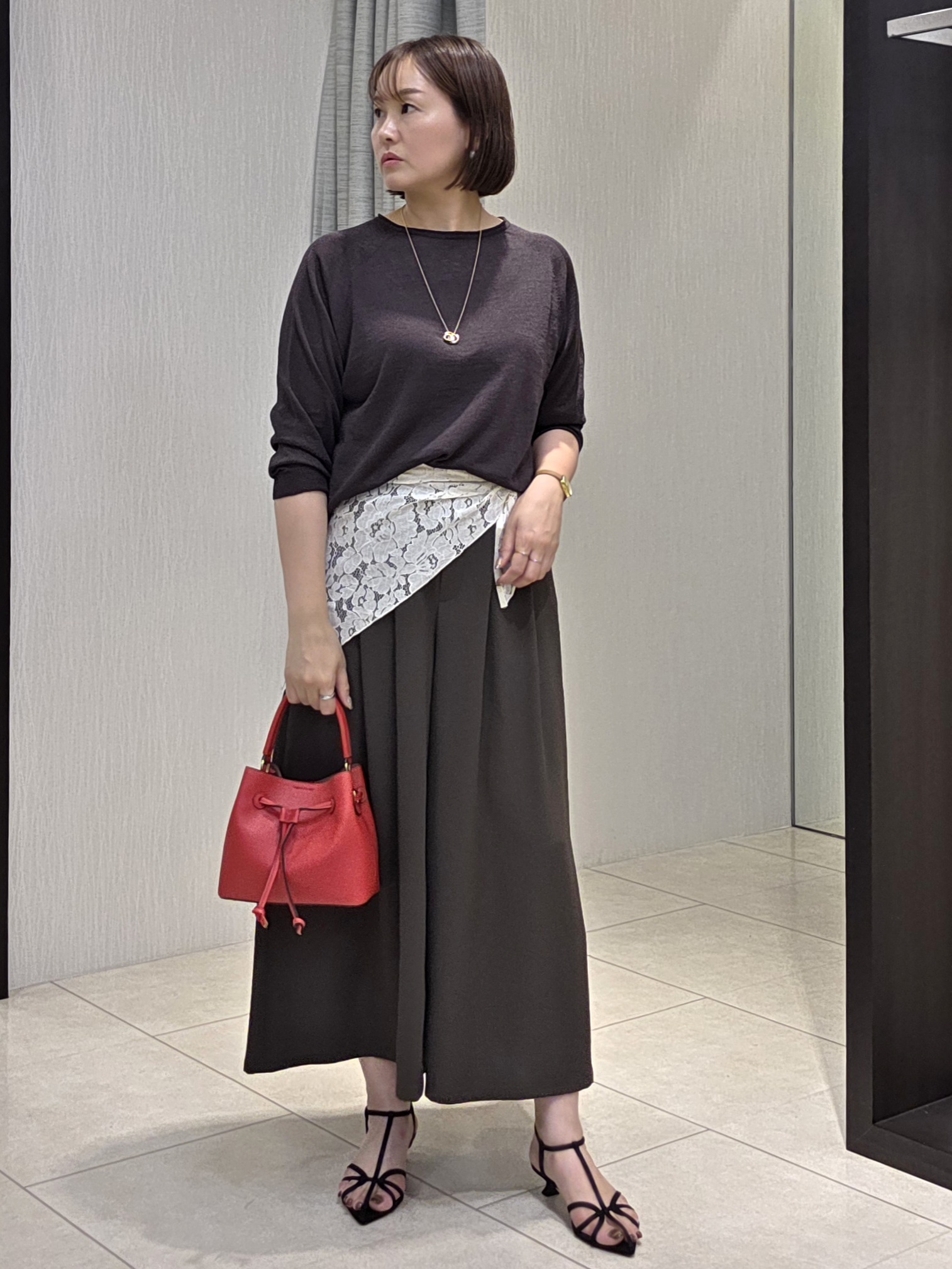 naokoさんの「UNTITLED｜【ゆったり/リラクシー】リネンボートネックプルオーバー」を使ったコーディネート