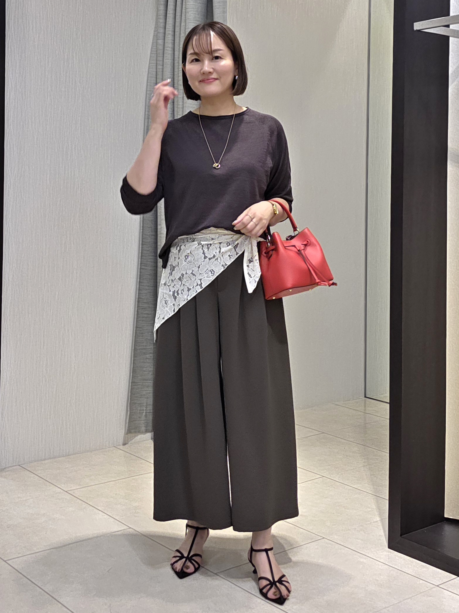 naokoさんの「UNTITLED｜【ゆったり/リラクシー】リネンボートネックプルオーバー」を使ったコーディネート