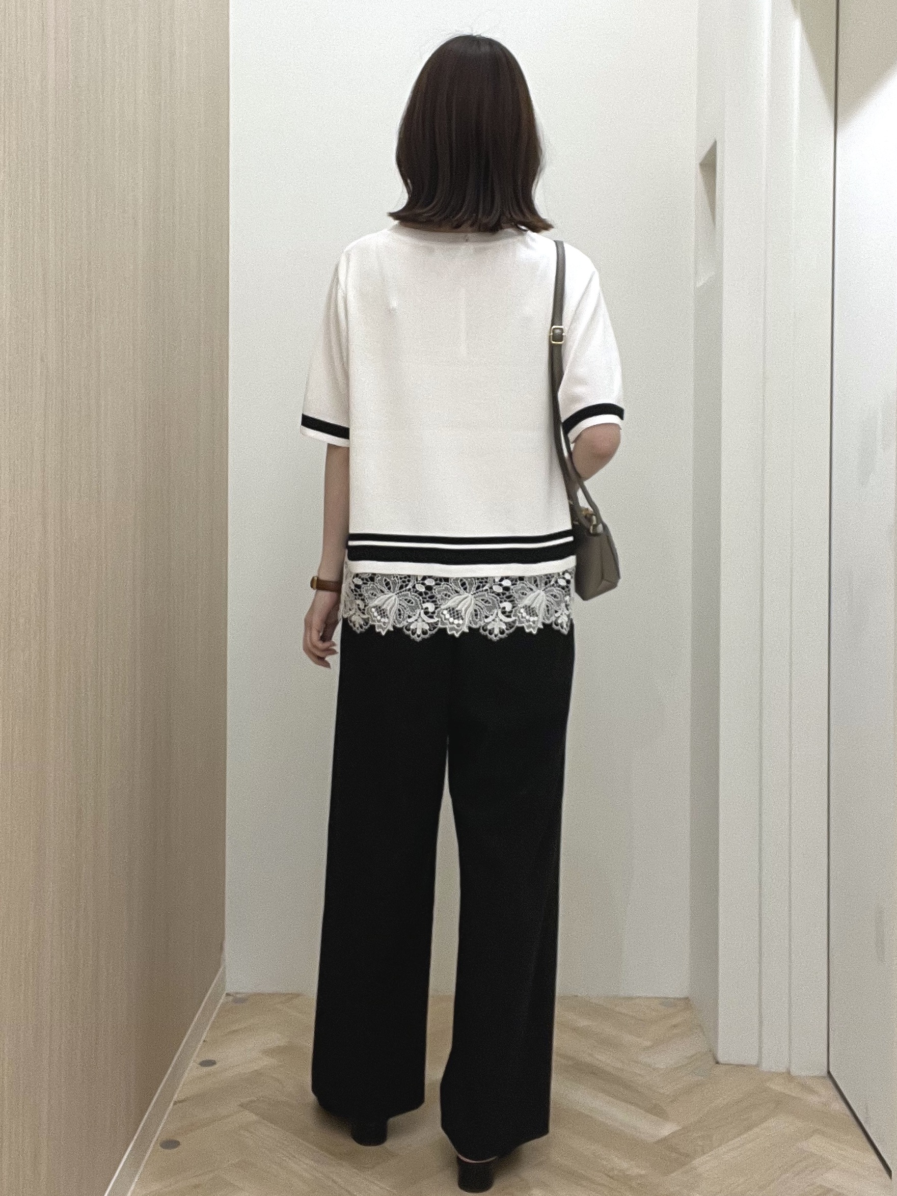  おまつさんの「grove｜【シリーズ累計36万枚／UVカット・ひんやり・洗濯機OK】やわらかドライタッチレースドッキングニット」を使ったコーディネート