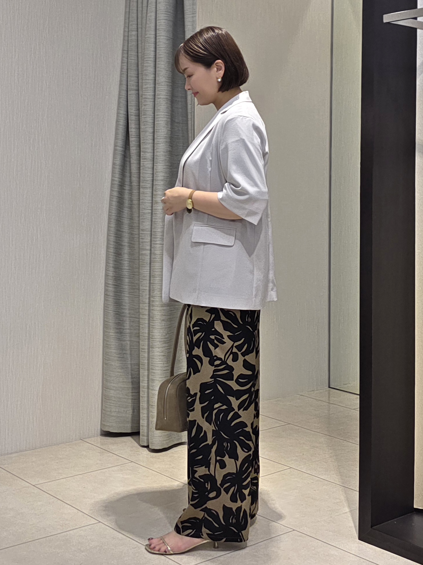 naokoさんの「UNTITLED｜【セットアップ可/UVカット/通気性】エアリークール半袖ジャケット」を使ったコーディネート