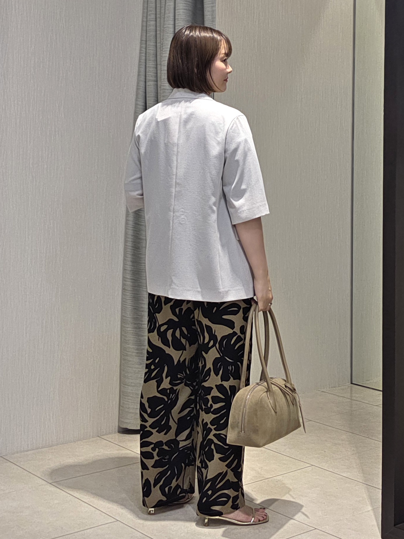 naokoさんの「UNTITLED｜【セットアップ可/UVカット/通気性】エアリークール半袖ジャケット」を使ったコーディネート