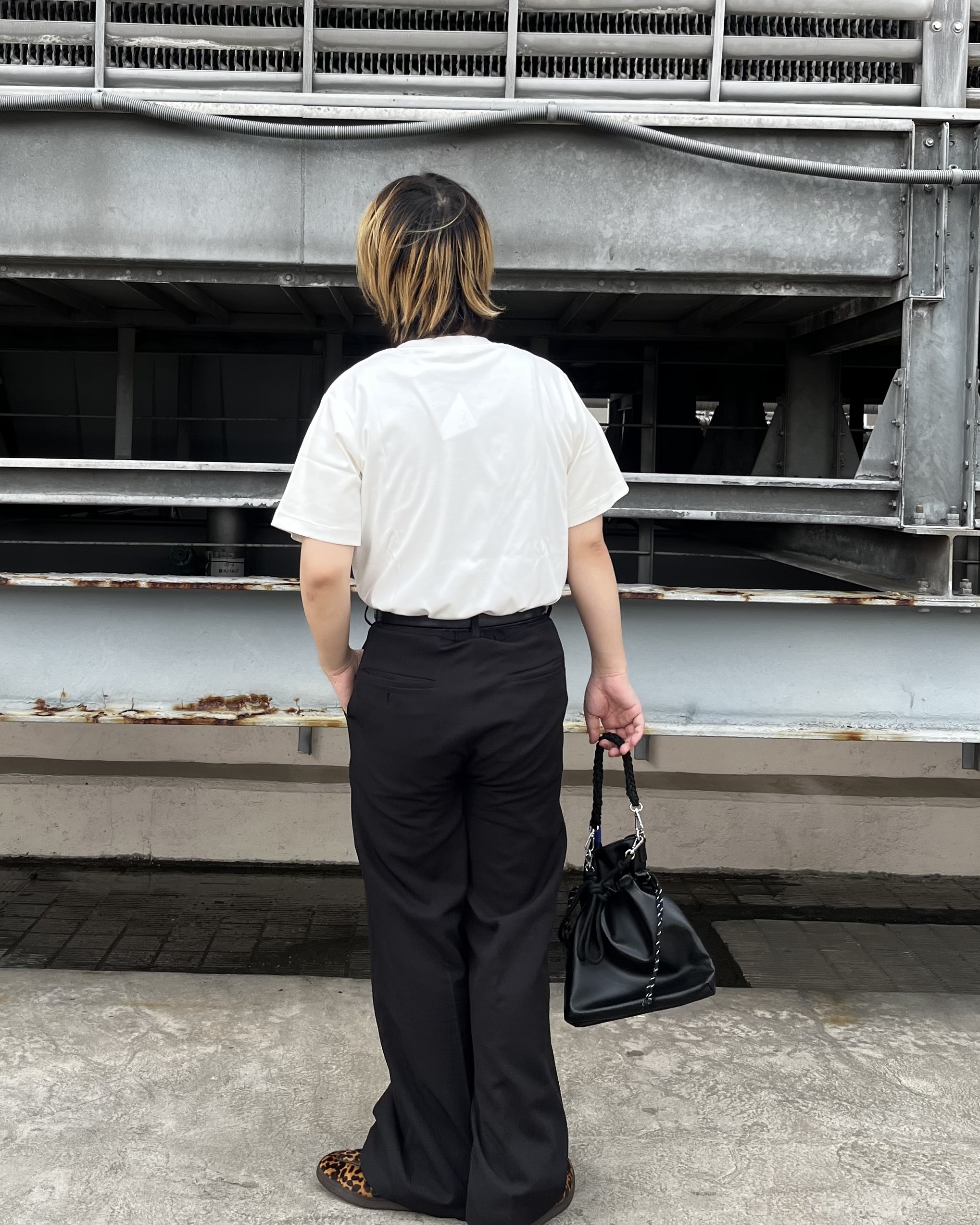 taigaさんの「tk.TAKEO KIKUCHI｜【防シワ／ストレッチ/セット対応可】smart shift seriesワイドストレートパンツ」を使ったコーディネート