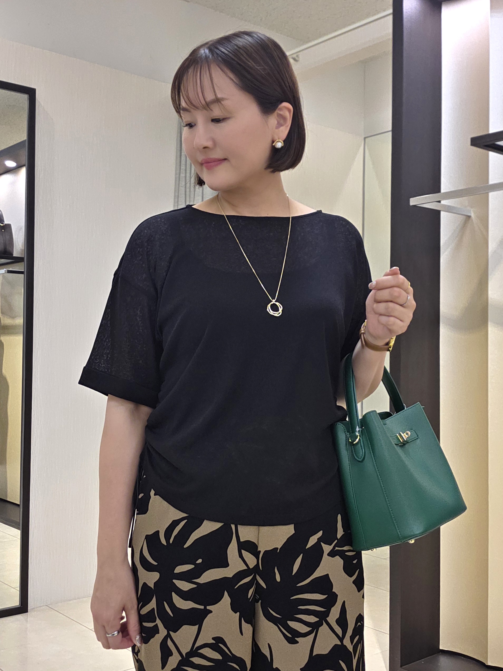 naokoさんの「UNTITLED｜ドロストプルオーバージャージ」を使ったコーディネート