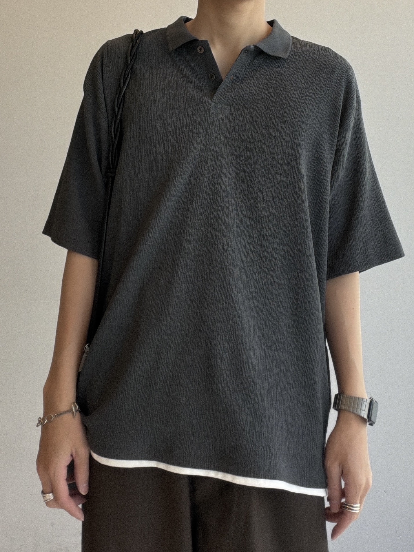 ドイさんの「tk.TAKEO KIKUCHI｜【セットアップ対応可／吸水速乾】セオ&alpha;（R）イージーパンツ」を使ったコーディネート