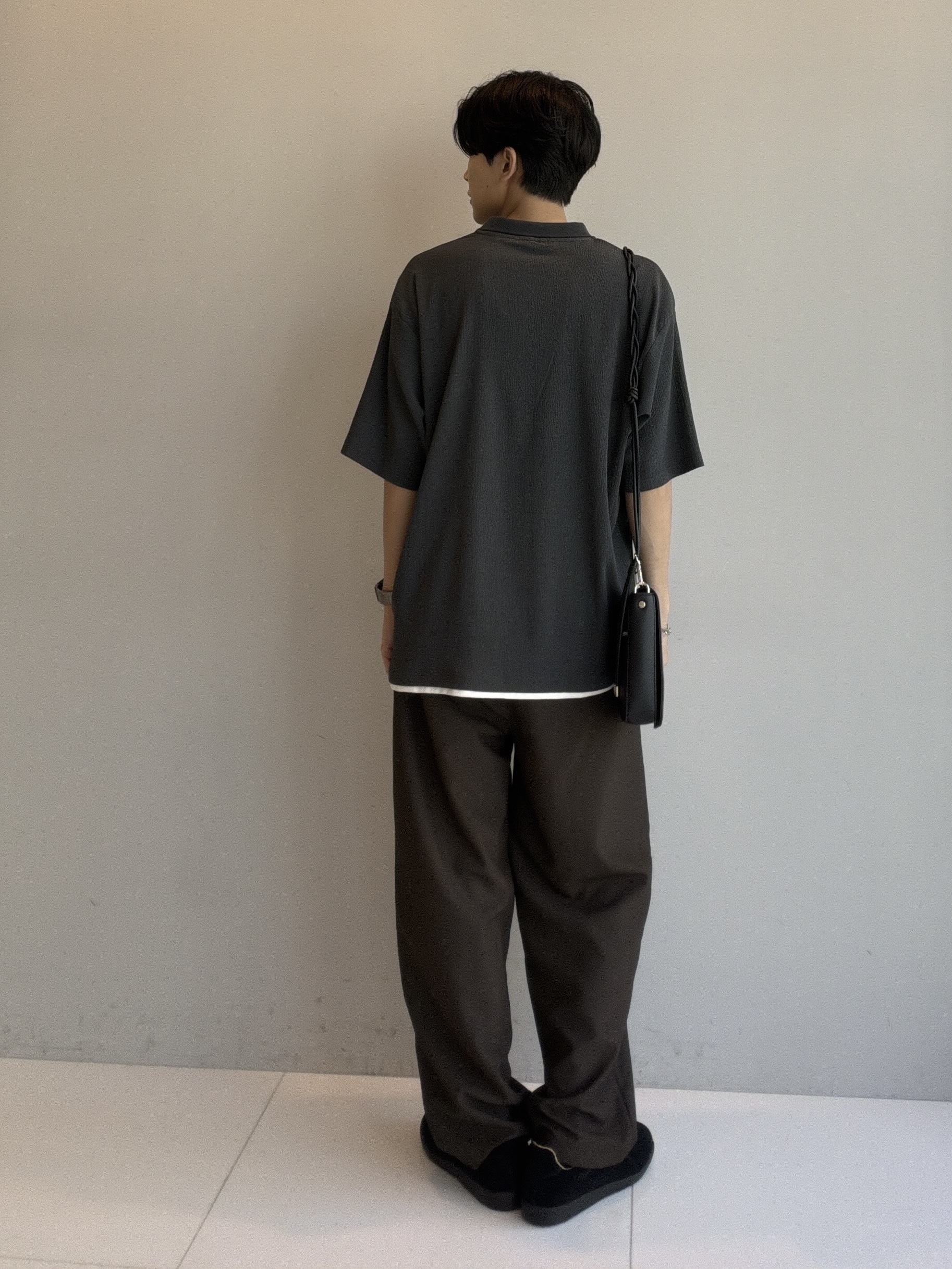 ドイさんの「tk.TAKEO KIKUCHI｜【セットアップ対応可／吸水速乾】セオ&alpha;（R）イージーパンツ」を使ったコーディネート