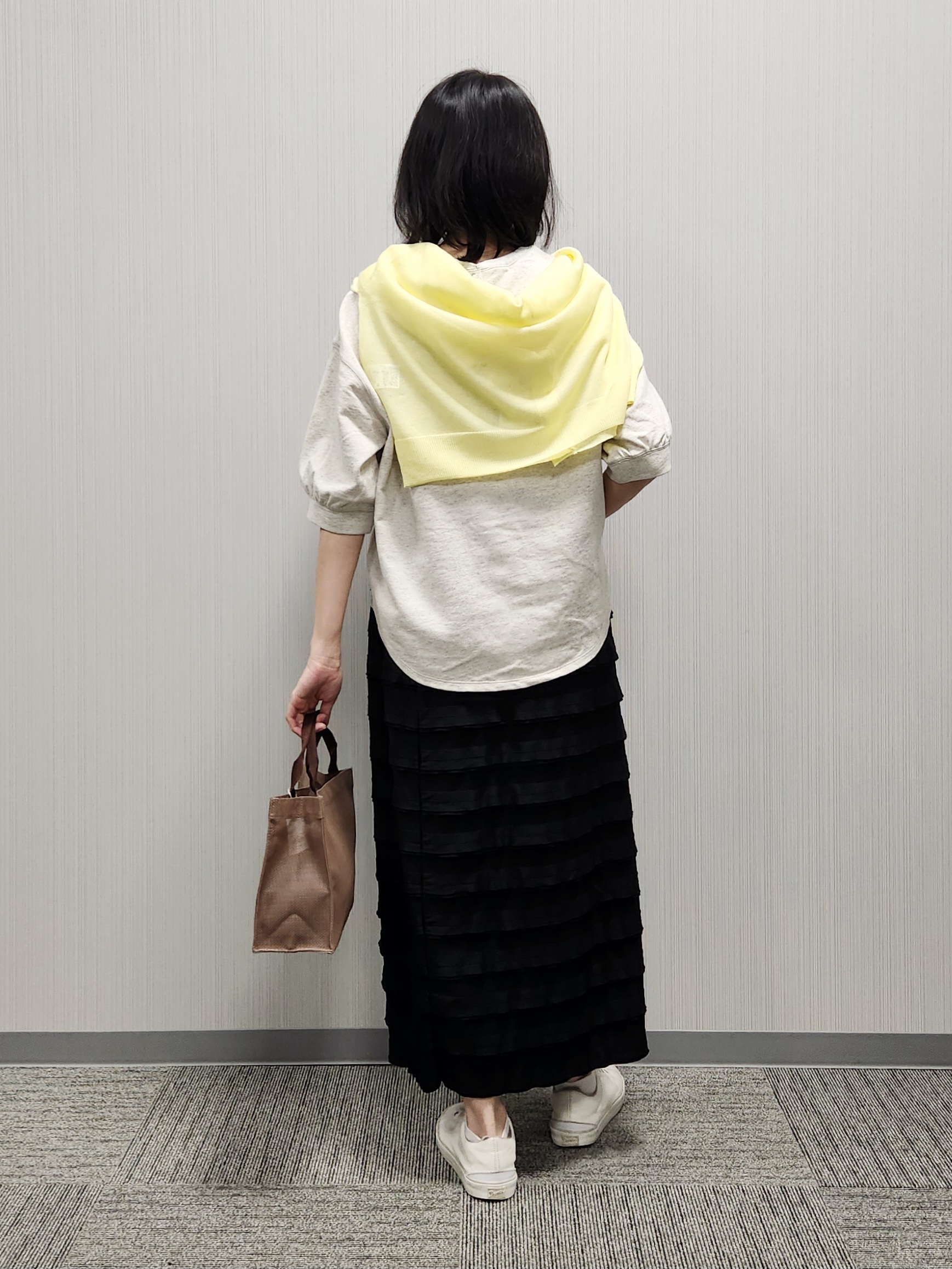 naraさんの「Dessin｜バックヘンリーカットソー5分袖」を使ったコーディネート