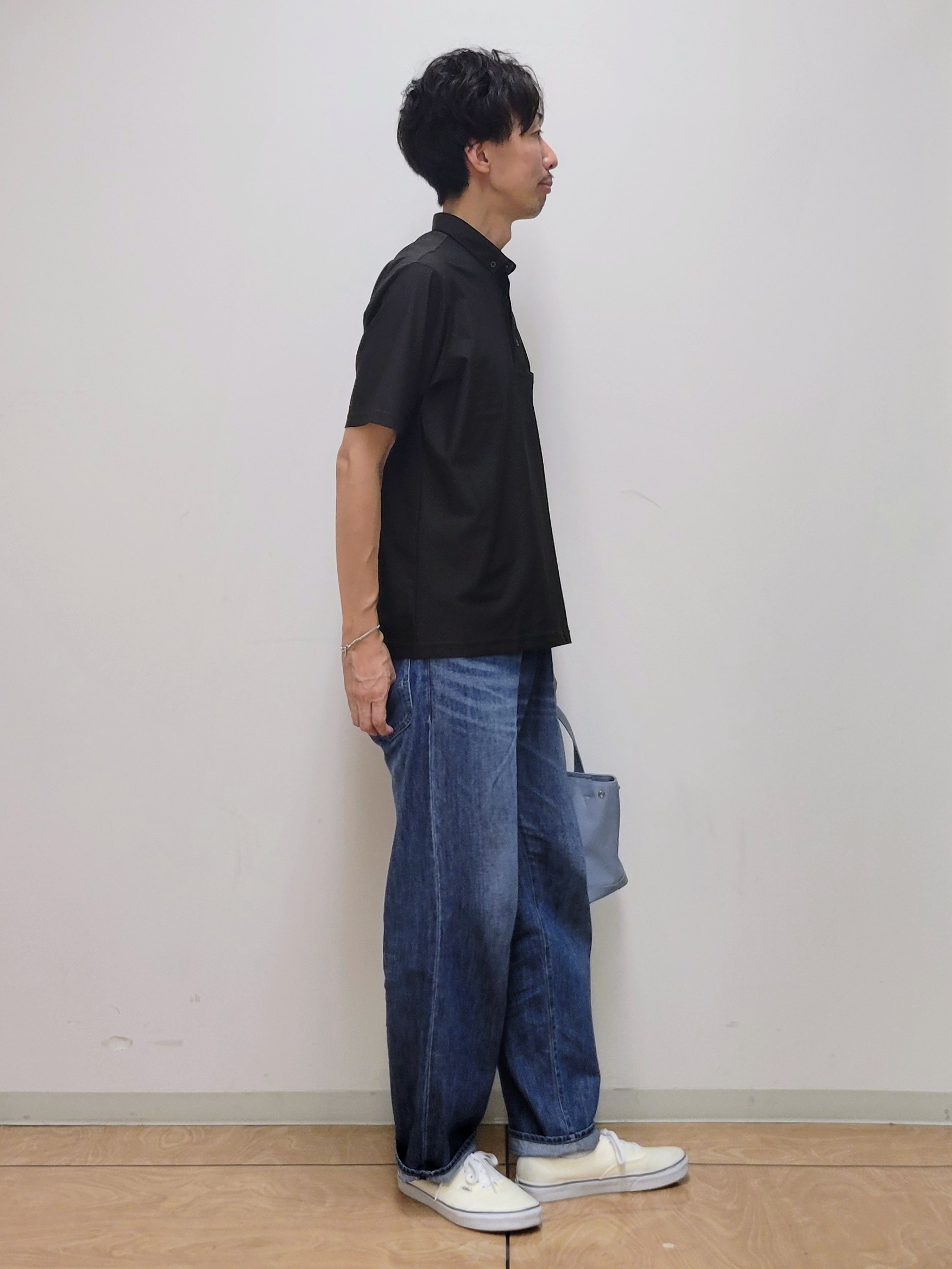 piroyaさんの「TAKEO KIKUCHI｜【通気性】AIR TOOL ポロシャツ」を使ったコーディネート
