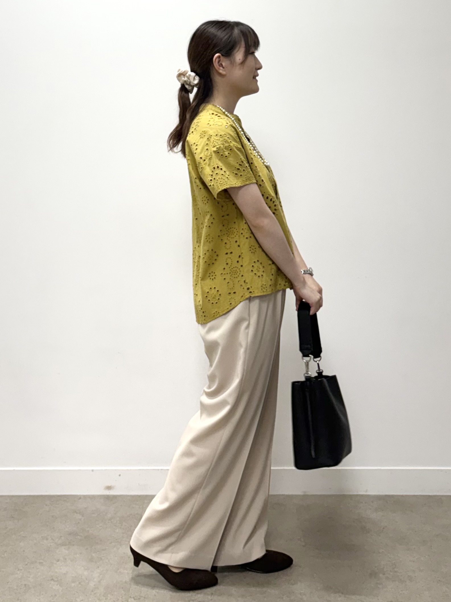 mikiさんの「Reflect｜【通勤◎】カットワーク刺繍レース シャツブラウス」を使ったコーディネート