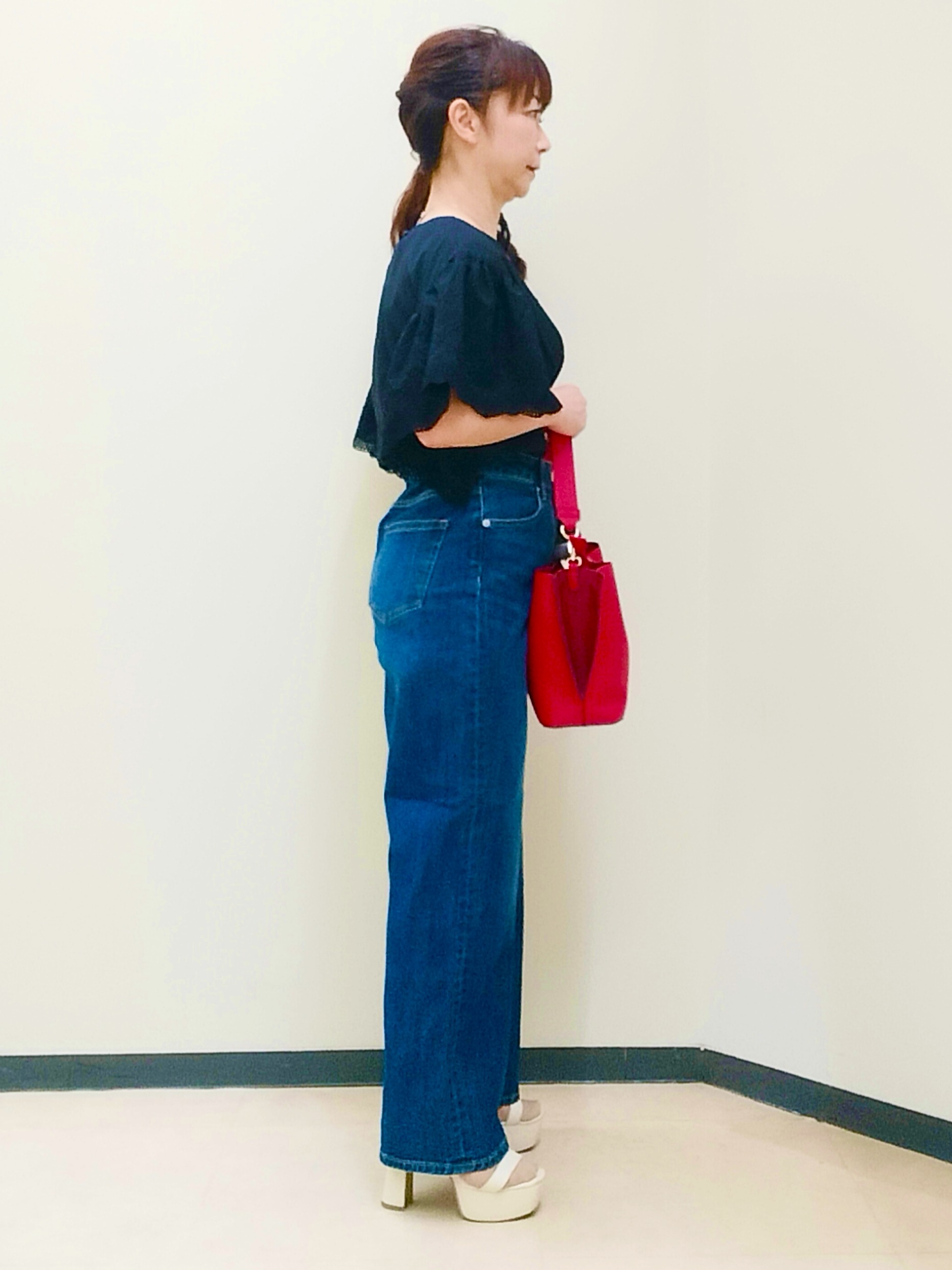花さんの「Reflect｜【通勤◎】スカラップレーススリーブ ブラウス」を使ったコーディネート