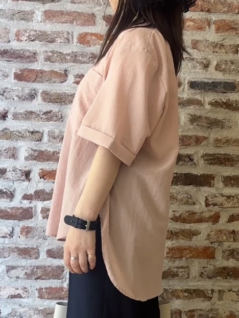 tokiさんの「THE SHOP TK｜【M-XL/さりげなく二の腕カバー】5分袖Wポケットシャツ」を使ったコーディネート