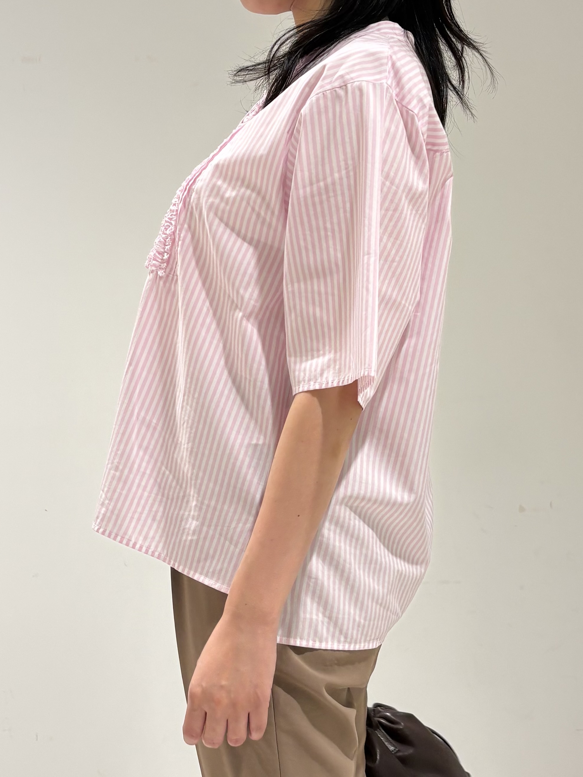 momokoさんの「INDIVI｜【新作登場！着る日傘】 テーパードパンツ」を使ったコーディネート