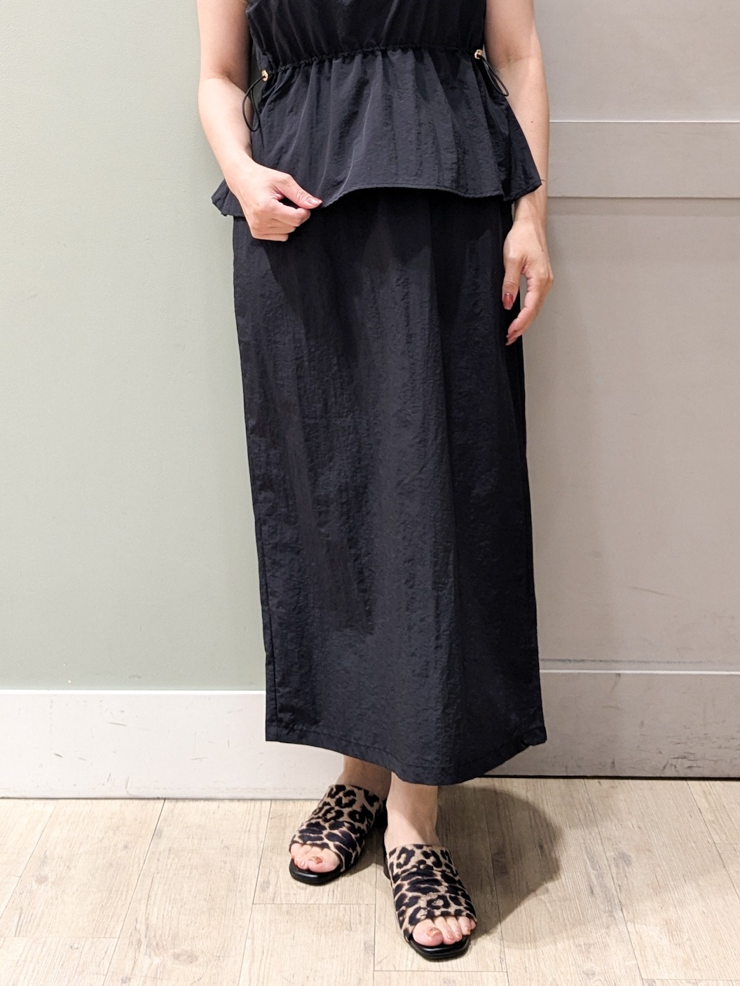 kuwawaさんの「grove｜【低身長さんも選べる着丈・洗濯機◎】1枚で旬顔！Tシャツドッキングドロストワンピース」を使ったコーディネート
