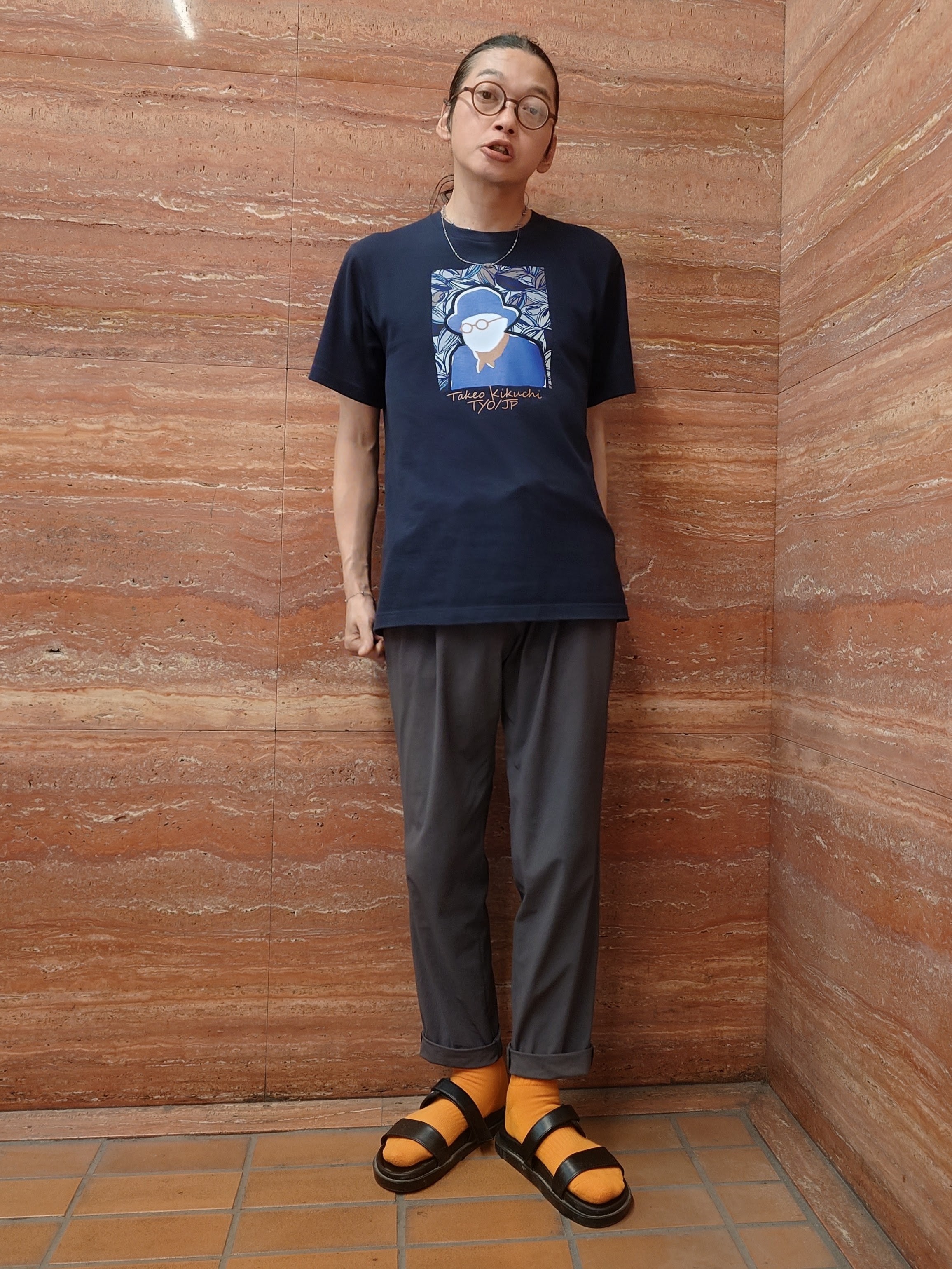 かしげるさんの「TAKEO KIKUCHI｜【BOWLER HAT LABEL】ボーラーハットウォーカー刺繍 半袖デニムシャツ」を使ったコーディネート