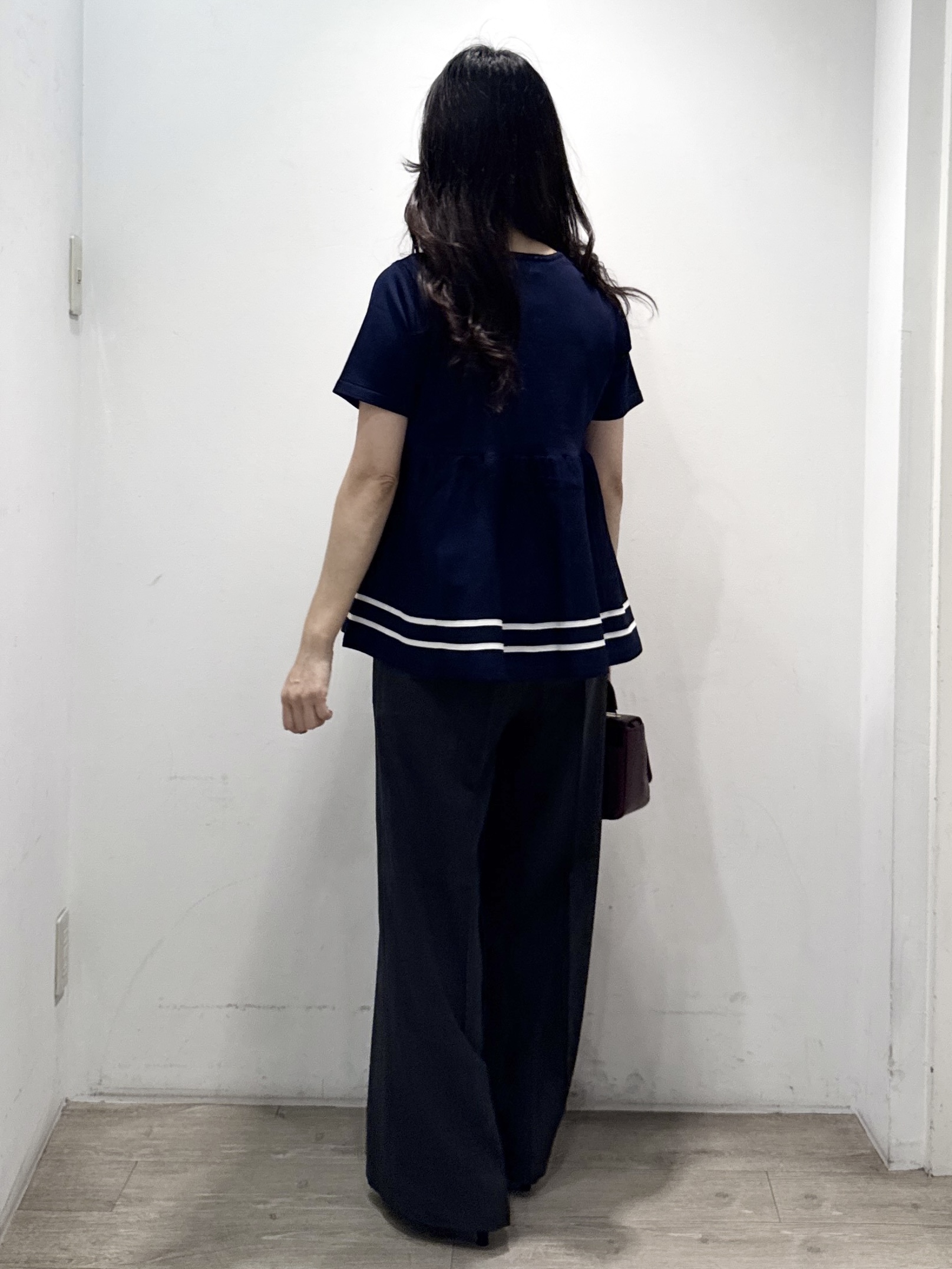 yuicciさんの「OPAQUE.CLIP｜【UVケア】裾ラインペプラムニット《洗濯機OK》」を使ったコーディネート