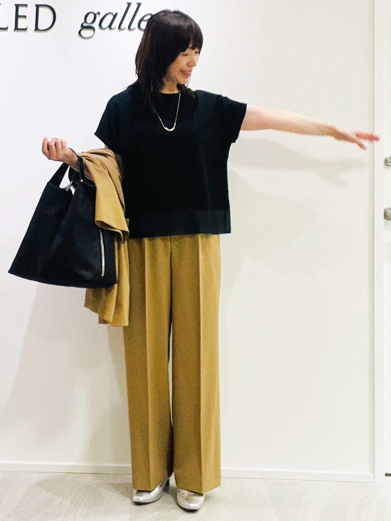 めいさんの「UNTITLED｜【重ね着でおしゃれ見え】裾シアードッキングプルオーバー」を使ったコーディネート