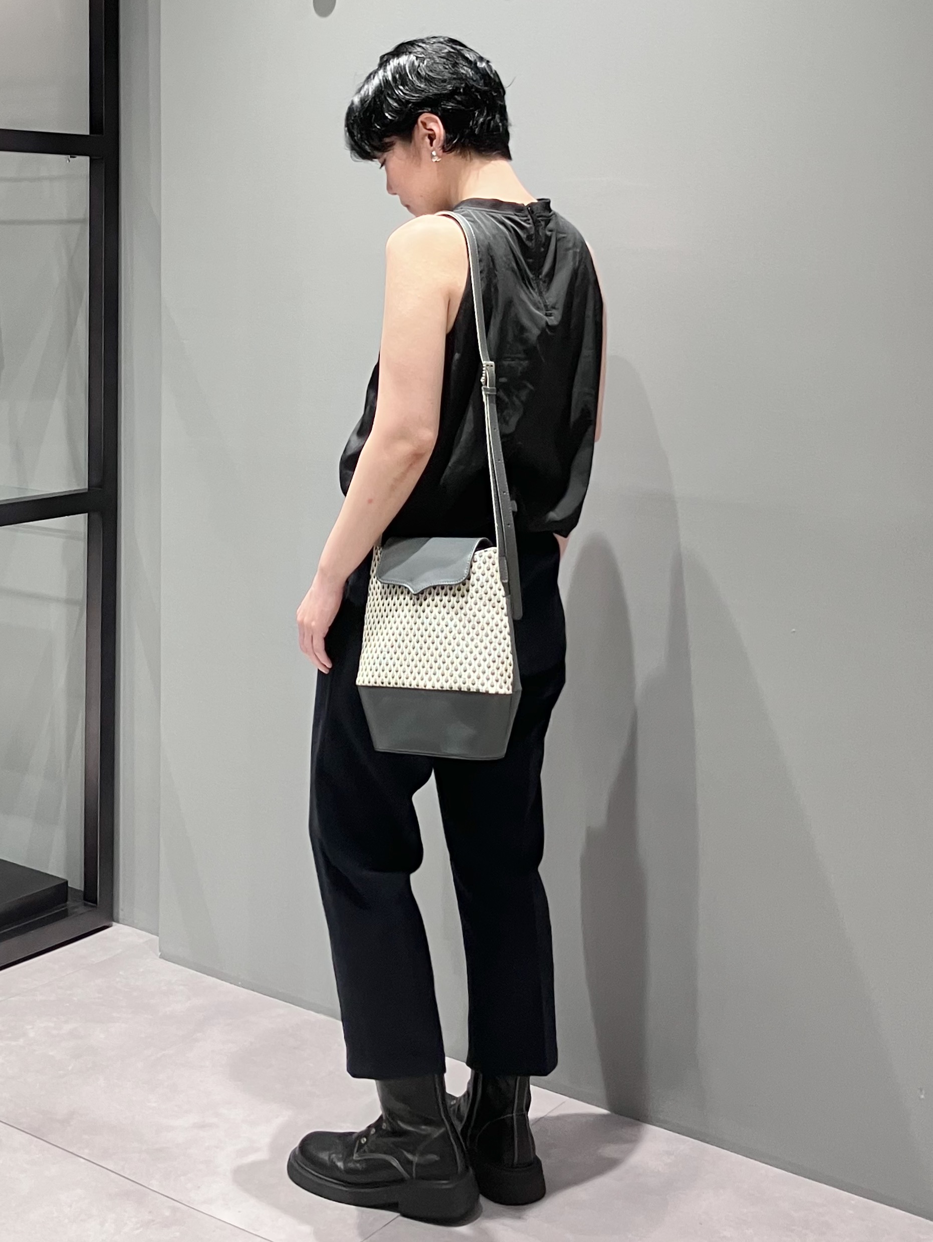 Cさんの「HIROKO HAYASHI｜STILLA（スティラ）ショルダーバッグ」を使ったコーディネート