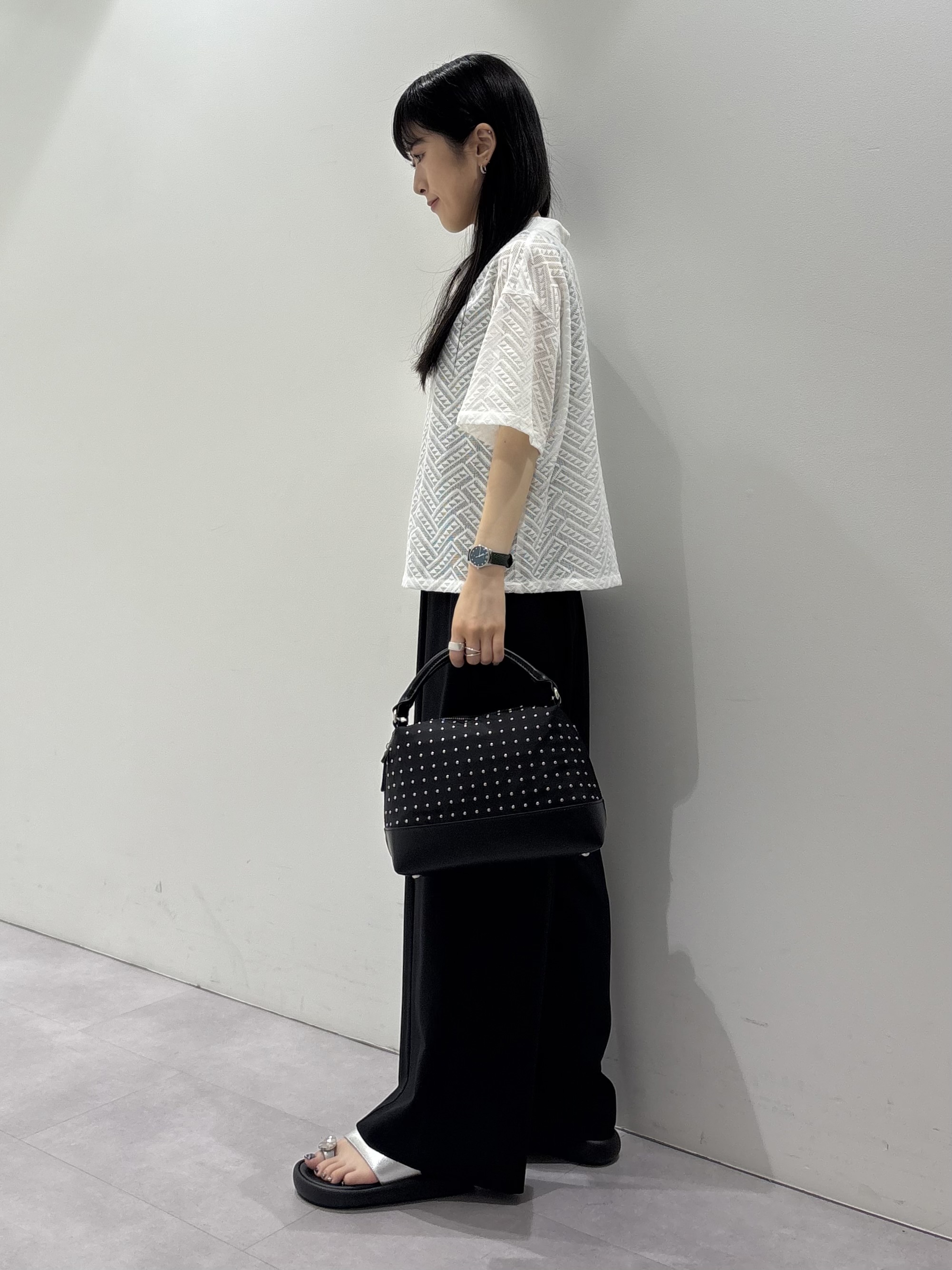 KEIKOさんの「INDIVI｜【洗える/日本製】幾何学柄レースシャツ」を使ったコーディネート