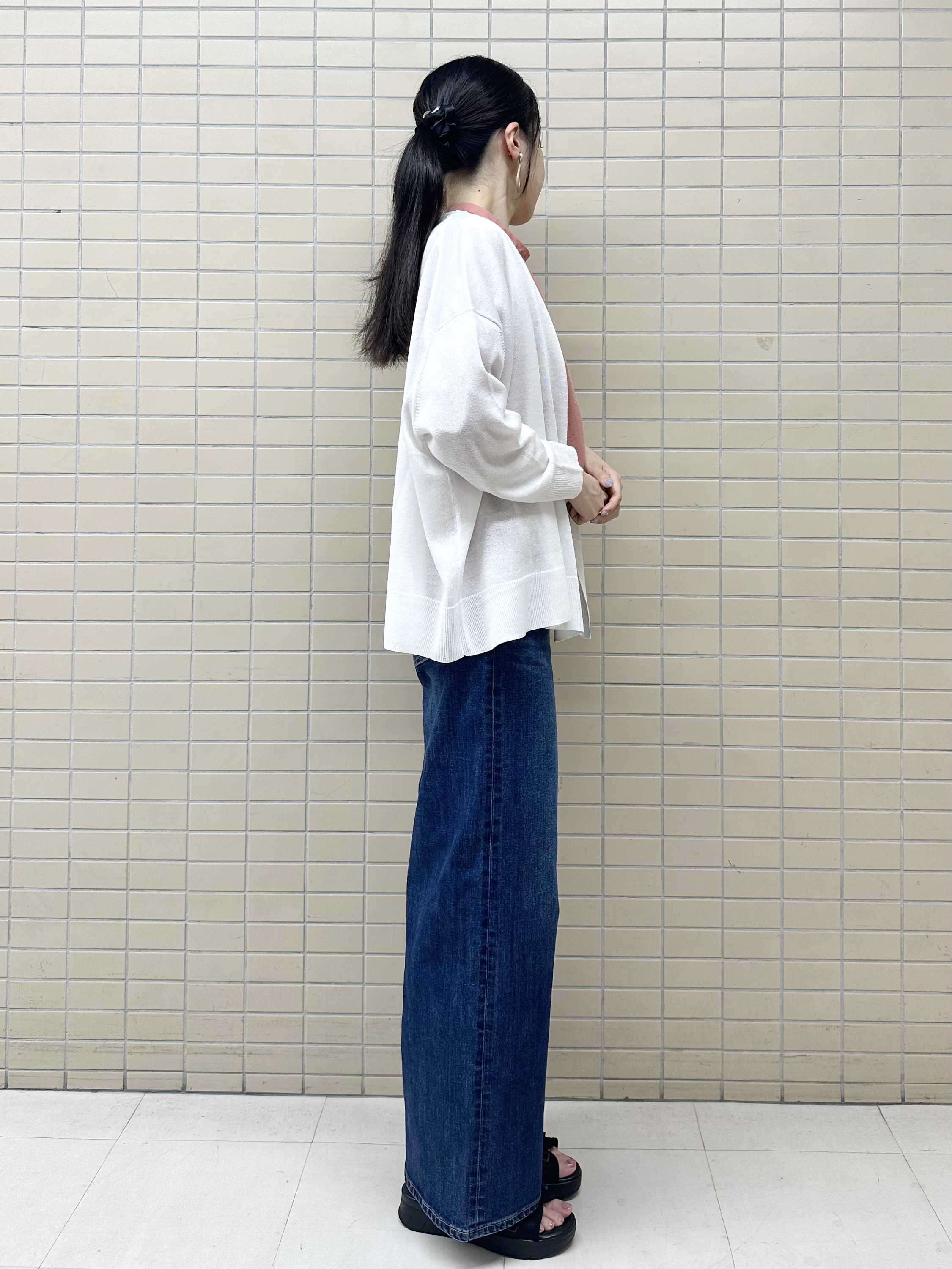 Momoさんの「Reflect｜【冷房対策に◎】すっきり見え着流しカーディガン」を使ったコーディネート