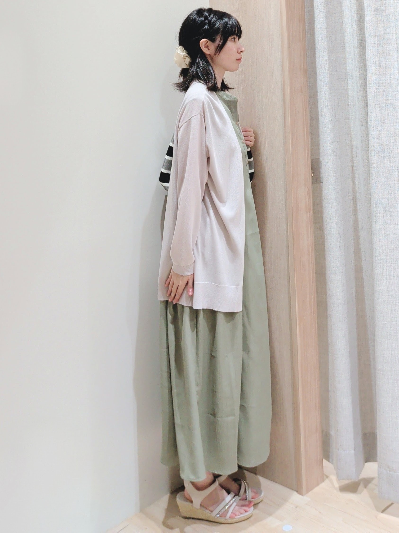 Yuiさんの「grove｜【接触冷感／UVカットetc】ベーシックロングカーディガン」を使ったコーディネート