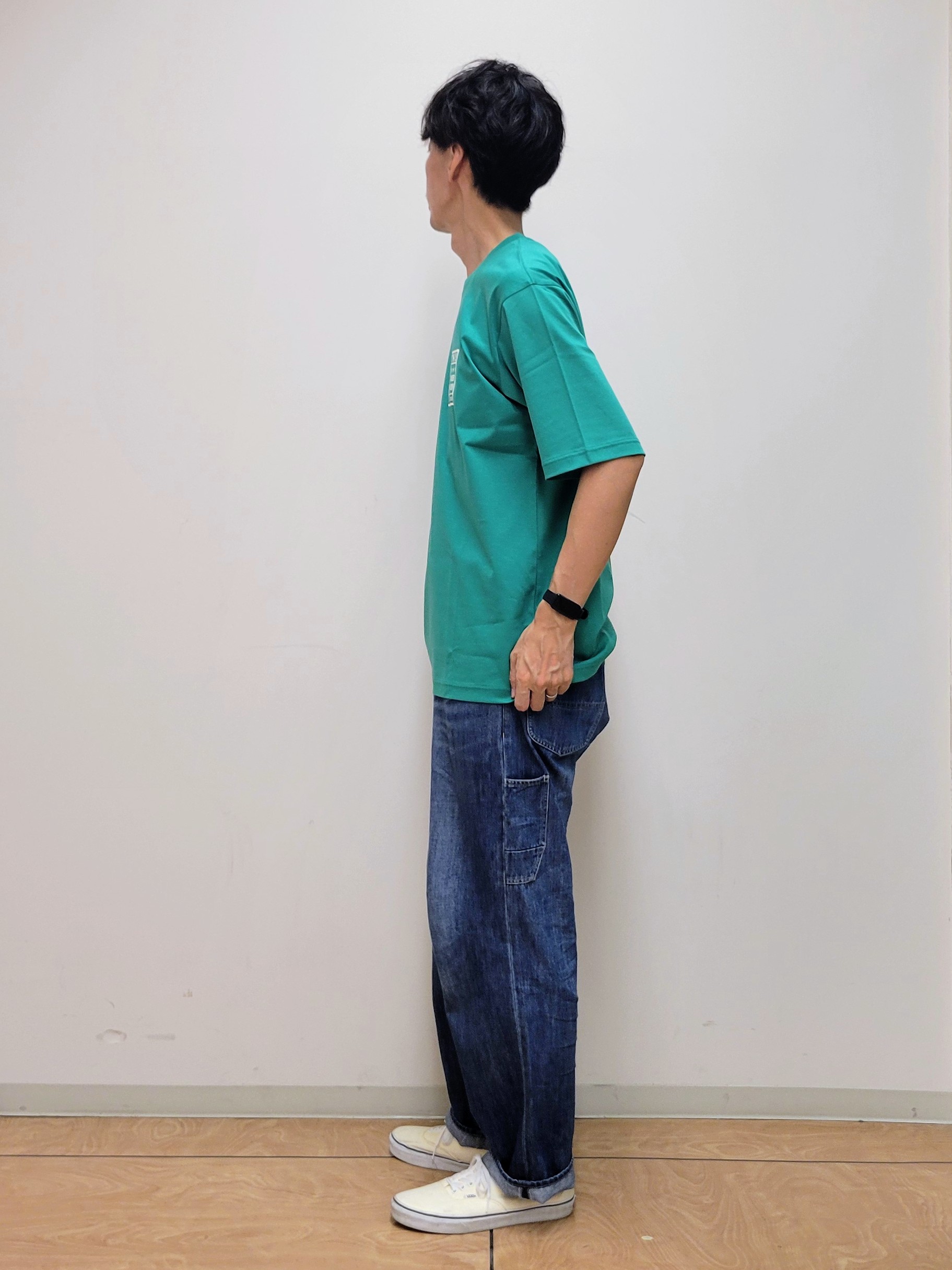 piroyaさんの「TAKEO KIKUCHI｜【BOWLER HAT LABEL】アイスクリアコットン ラッキーセブン 半袖Tシャツ」を使ったコーディネート