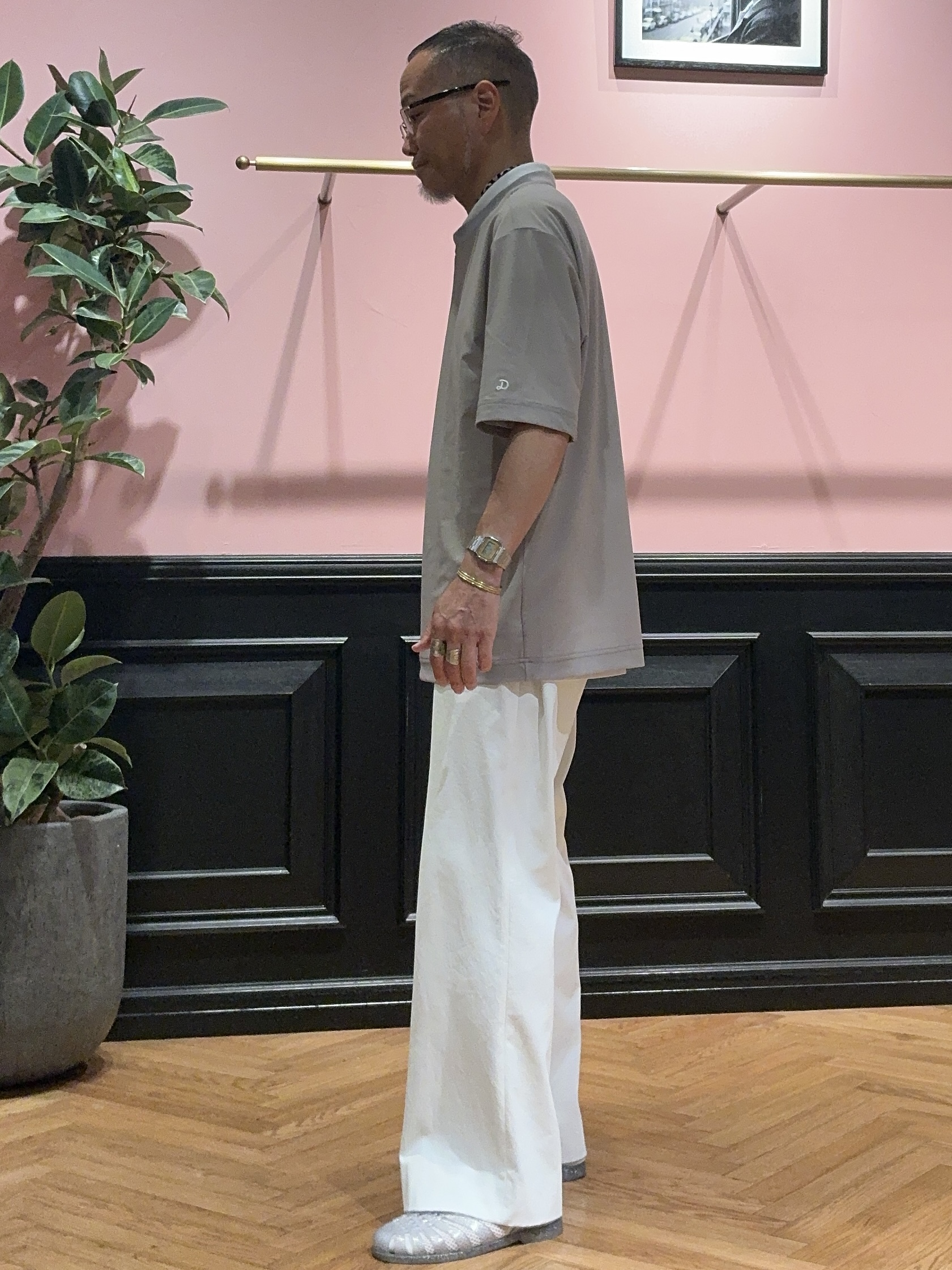 torigoeさんの「DRESSTERIOR｜【接触冷感/UVカット/ウォッシャブル】AIRTOOL クルーネックTシャツ」を使ったコーディネート
