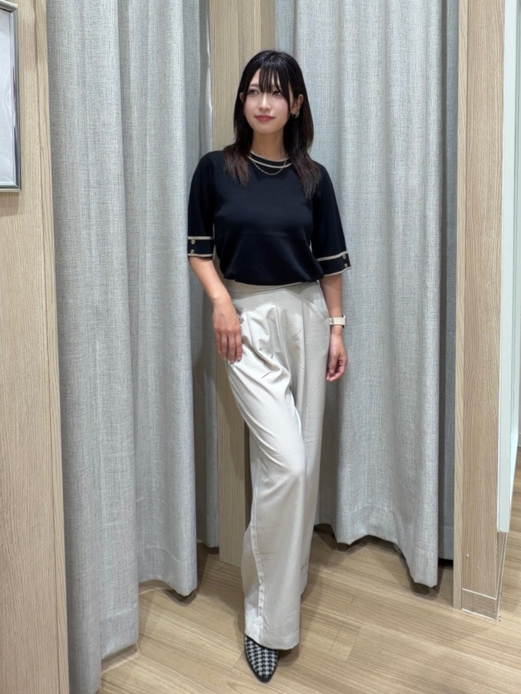 Fumikaさんの「grove｜新色追加！【シリーズ累計36万枚/名品ニット】やわらかドライタッチ 袖メッシュ編みニット」を使ったコーディネート