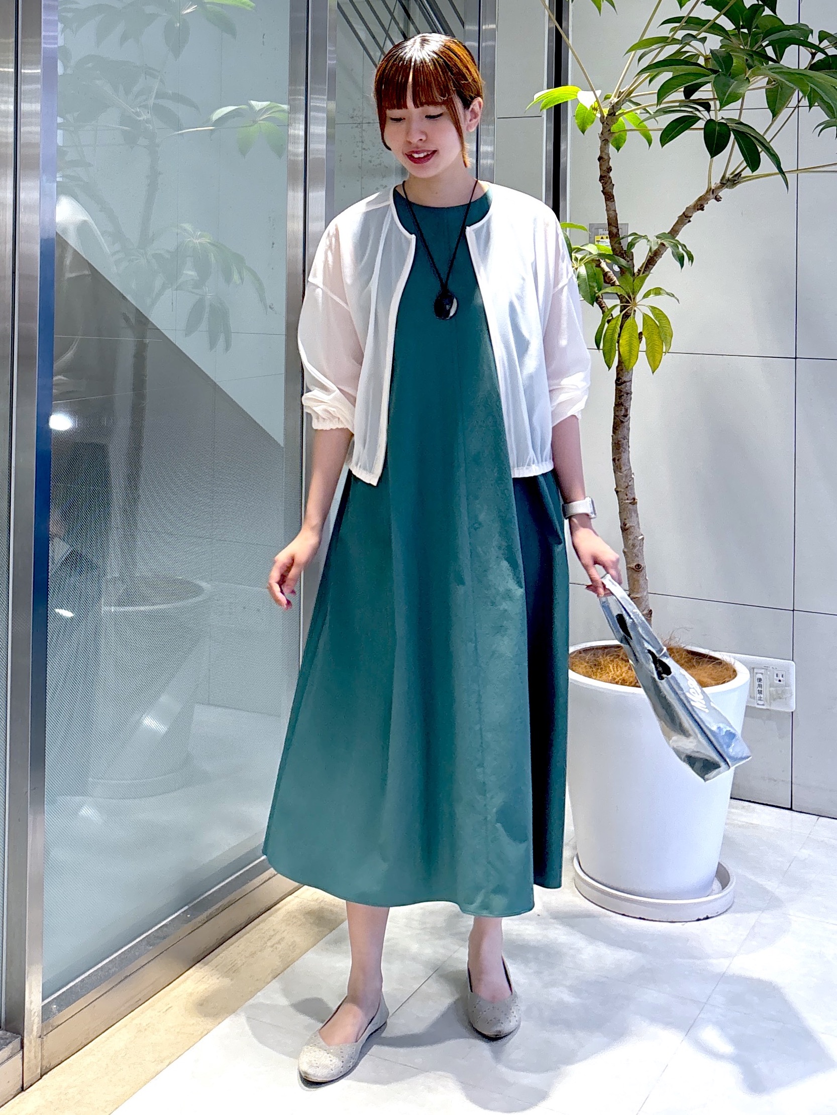 yukaさんの「UNTITLED｜トリコットシアーブラウス」を使ったコーディネート