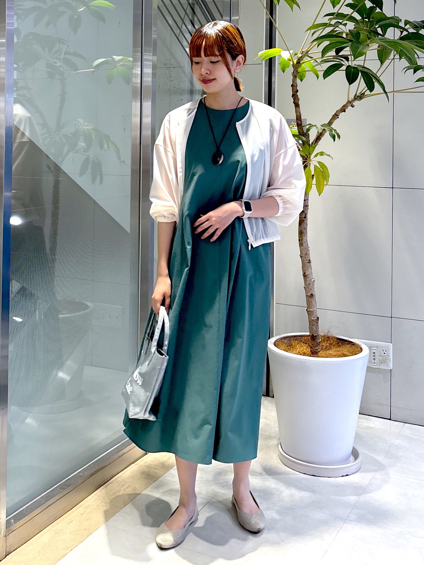 yukaさんの「UNTITLED｜トリコットシアーブラウス」を使ったコーディネート
