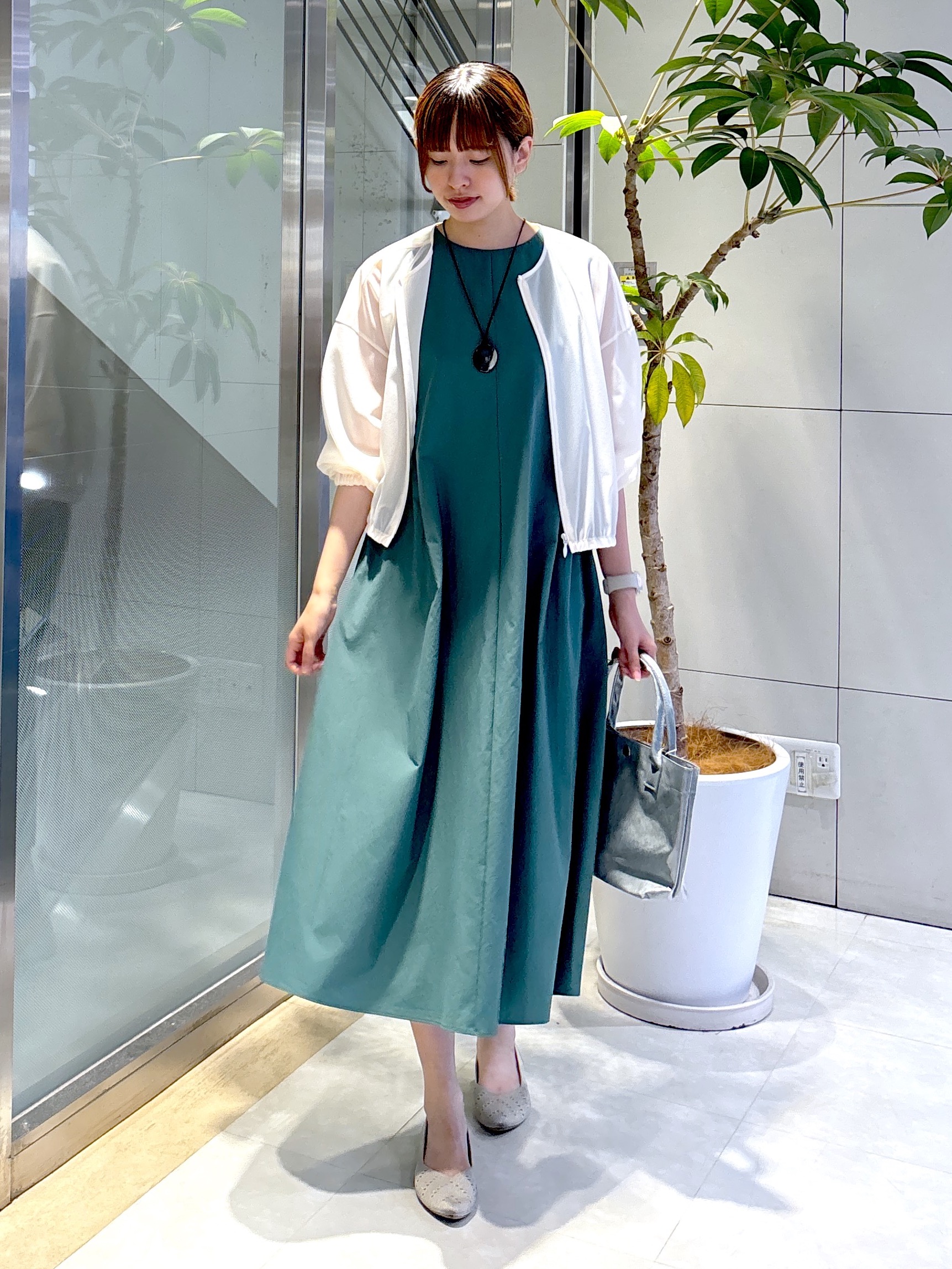 yukaさんの「UNTITLED｜トリコットシアーブラウス」を使ったコーディネート