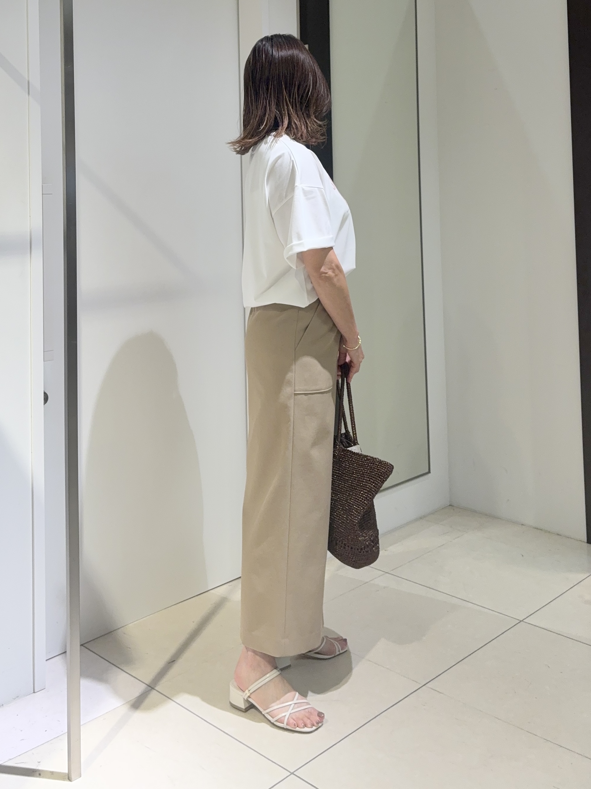 tomoさんの「UNTITLED｜ベロアプリントロゴT」を使ったコーディネート