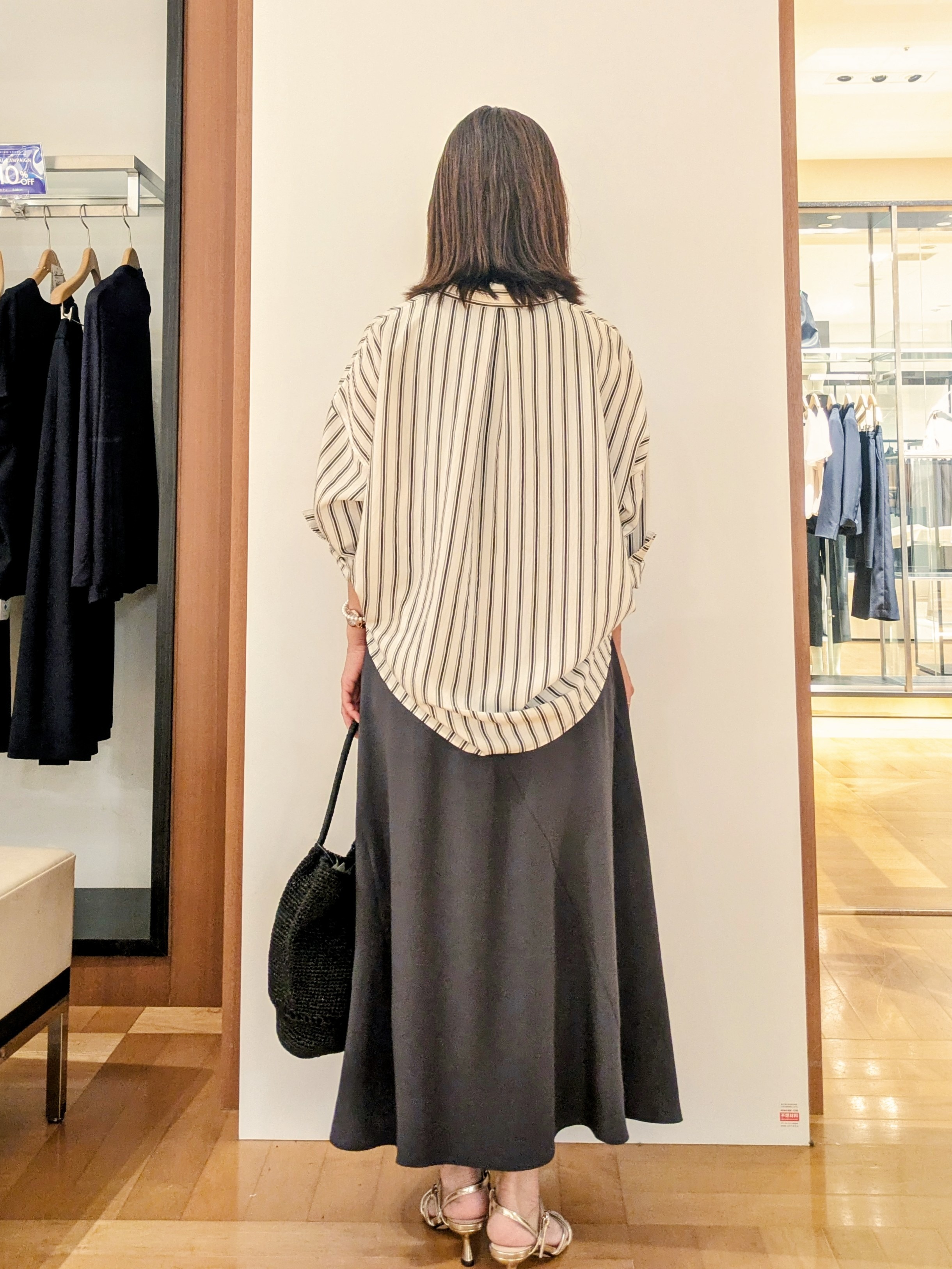 laverさんの「UNTITLED｜ストライプシャツ」を使ったコーディネート