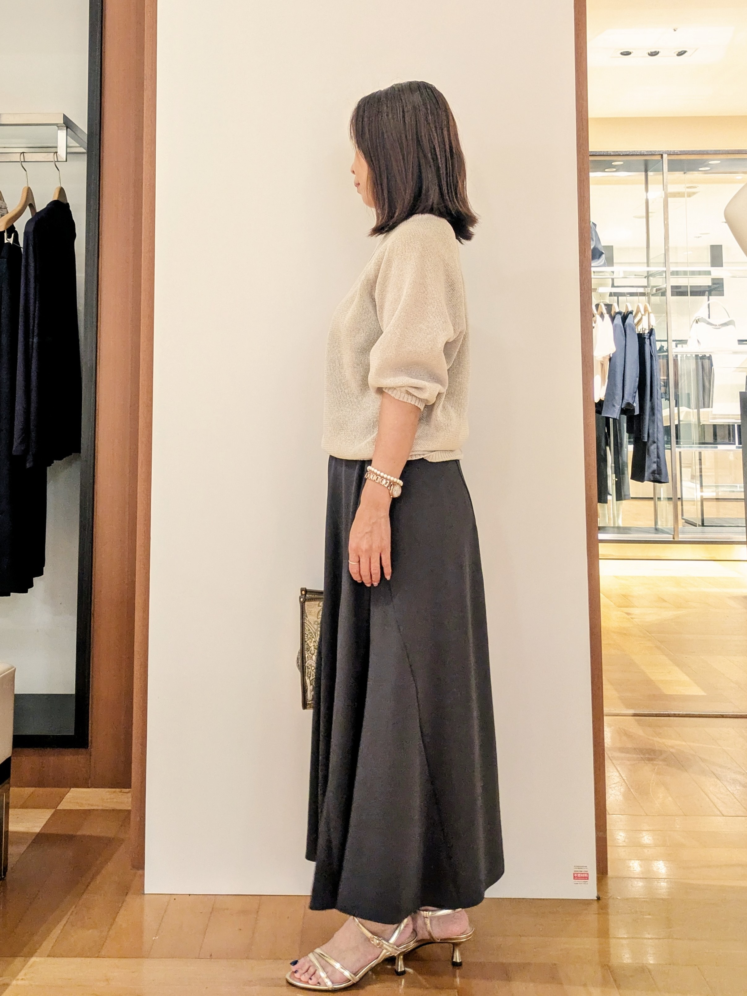 laverさんの「UNTITLED｜【洗える/ゆったり】クルーネックドライニット」を使ったコーディネート
