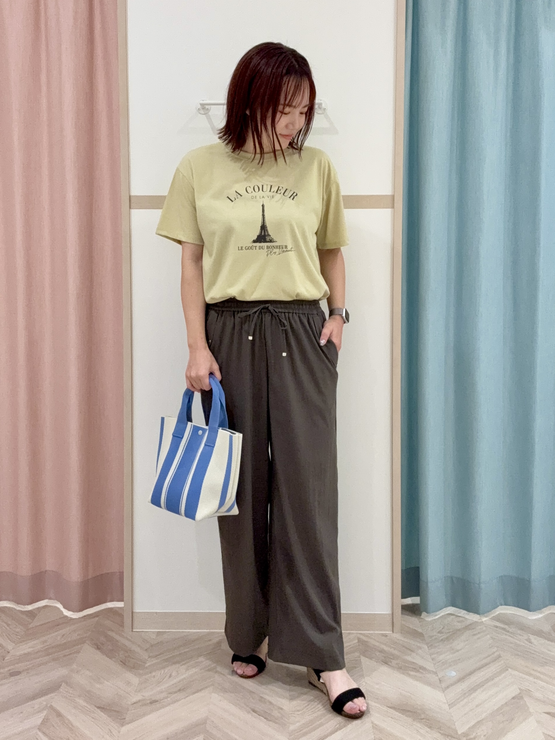 kさんの「SHOO･LA･RUE｜【洗濯機可/S-LL】軽やかで涼しげな 透かしレース風前開きシャツ」を使ったコーディネート