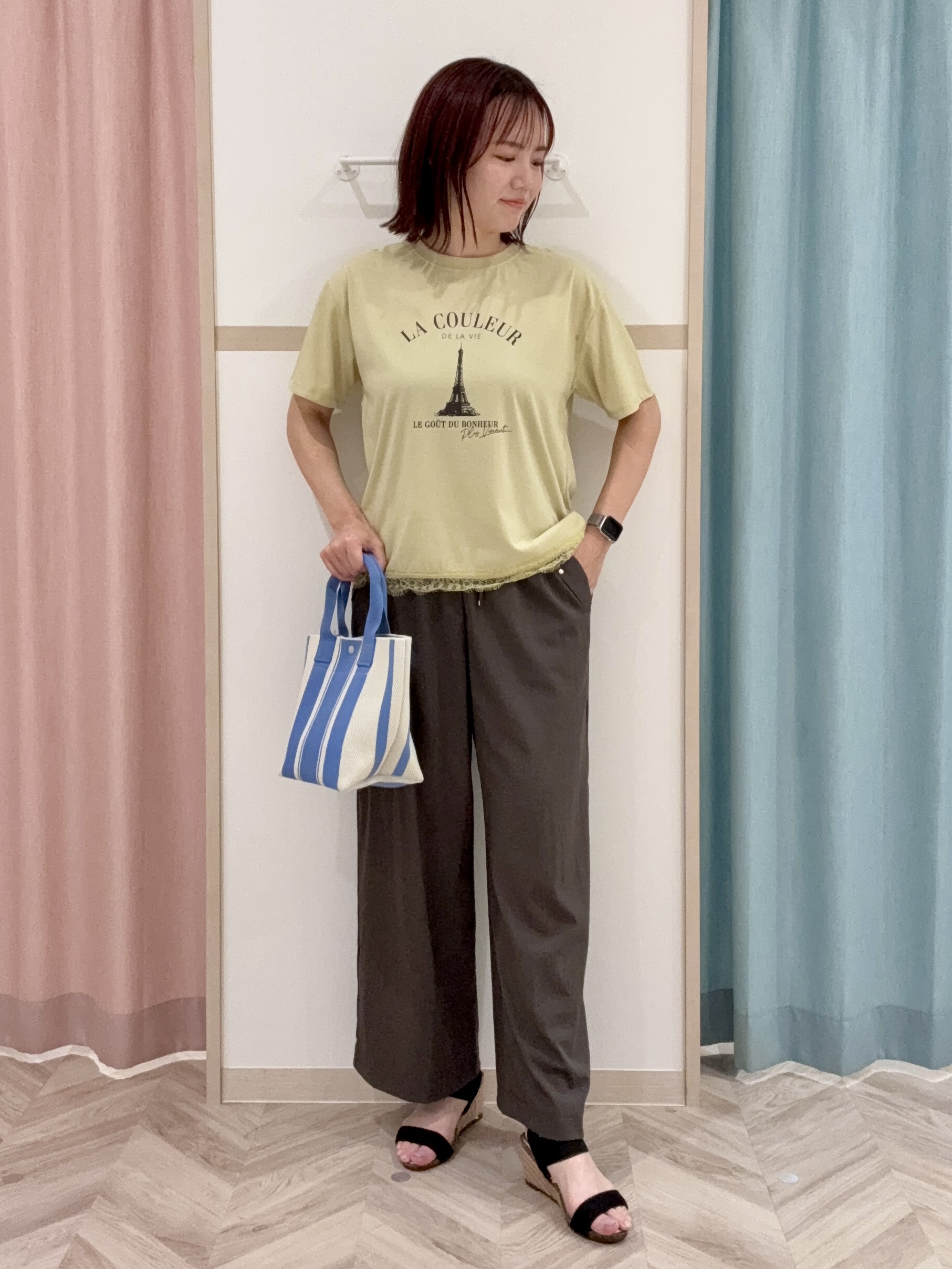 kさんの「SHOO･LA･RUE｜【洗濯機可/S-LL】軽やかで涼しげな 透かしレース風前開きシャツ」を使ったコーディネート