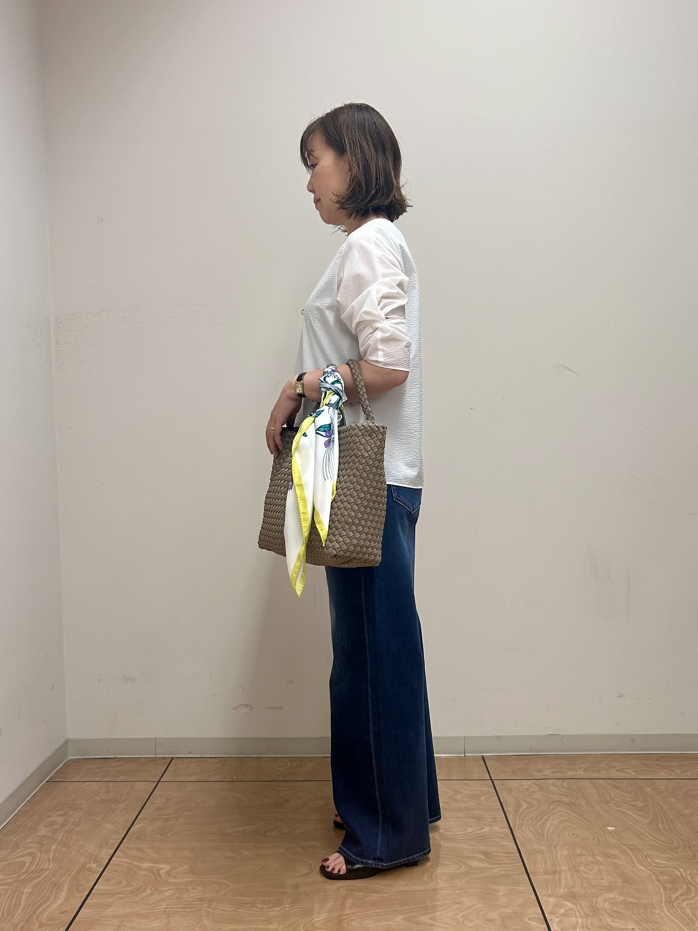 mariさんの「INDIVI｜【撥水／UVケア】ねじり袖サッカートップス」を使ったコーディネート