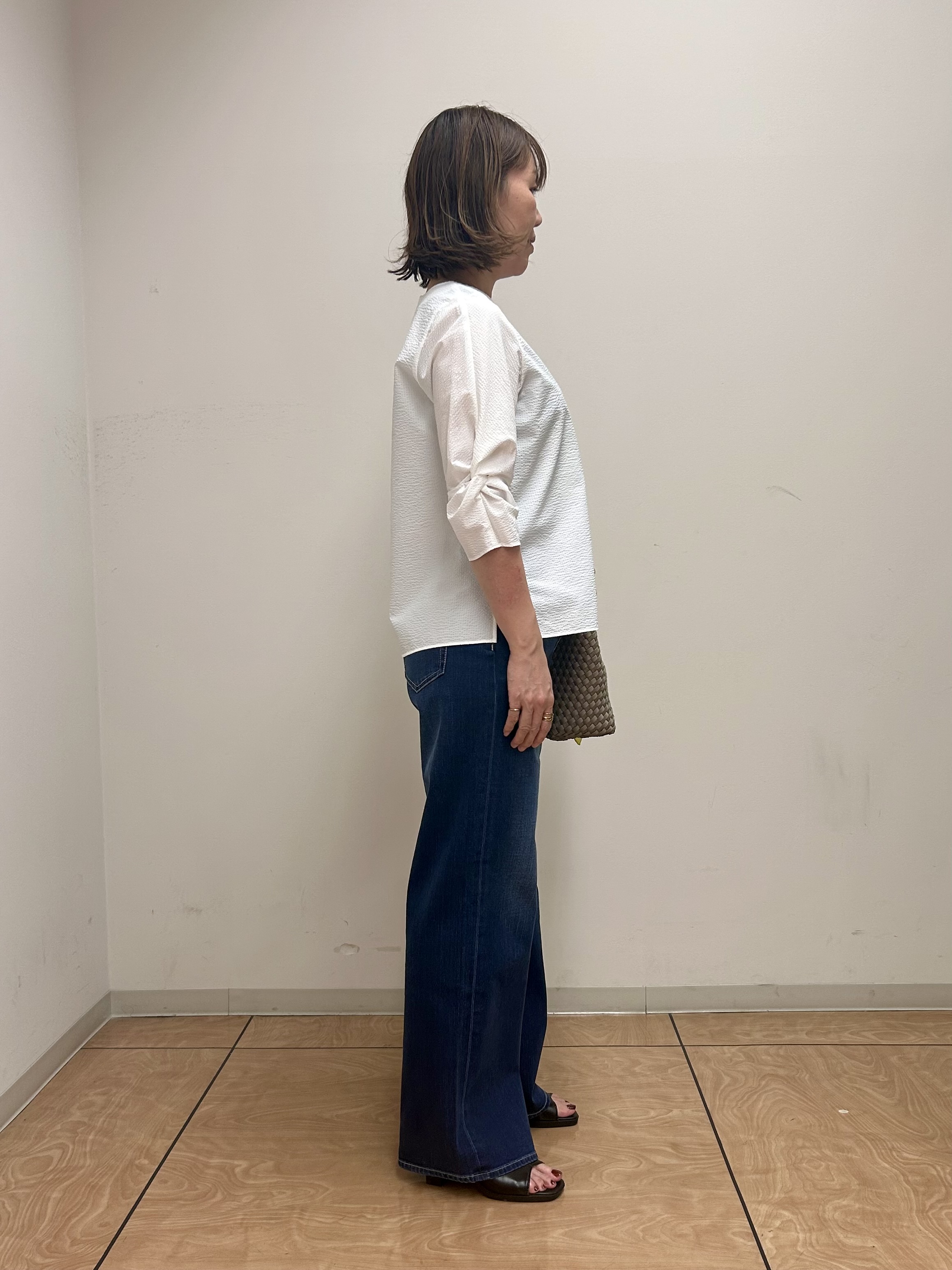mariさんの「INDIVI｜【撥水／UVケア】ねじり袖サッカートップス」を使ったコーディネート