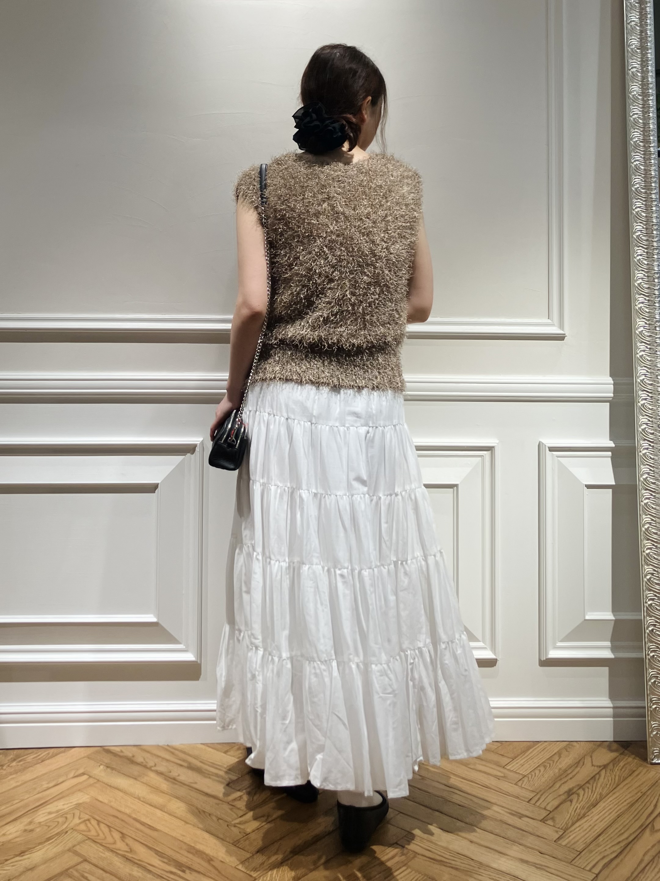 TSUKUIさんの「DRESSTERIOR｜フェザーヤーン2WAYニットプルオーバー」を使ったコーディネート
