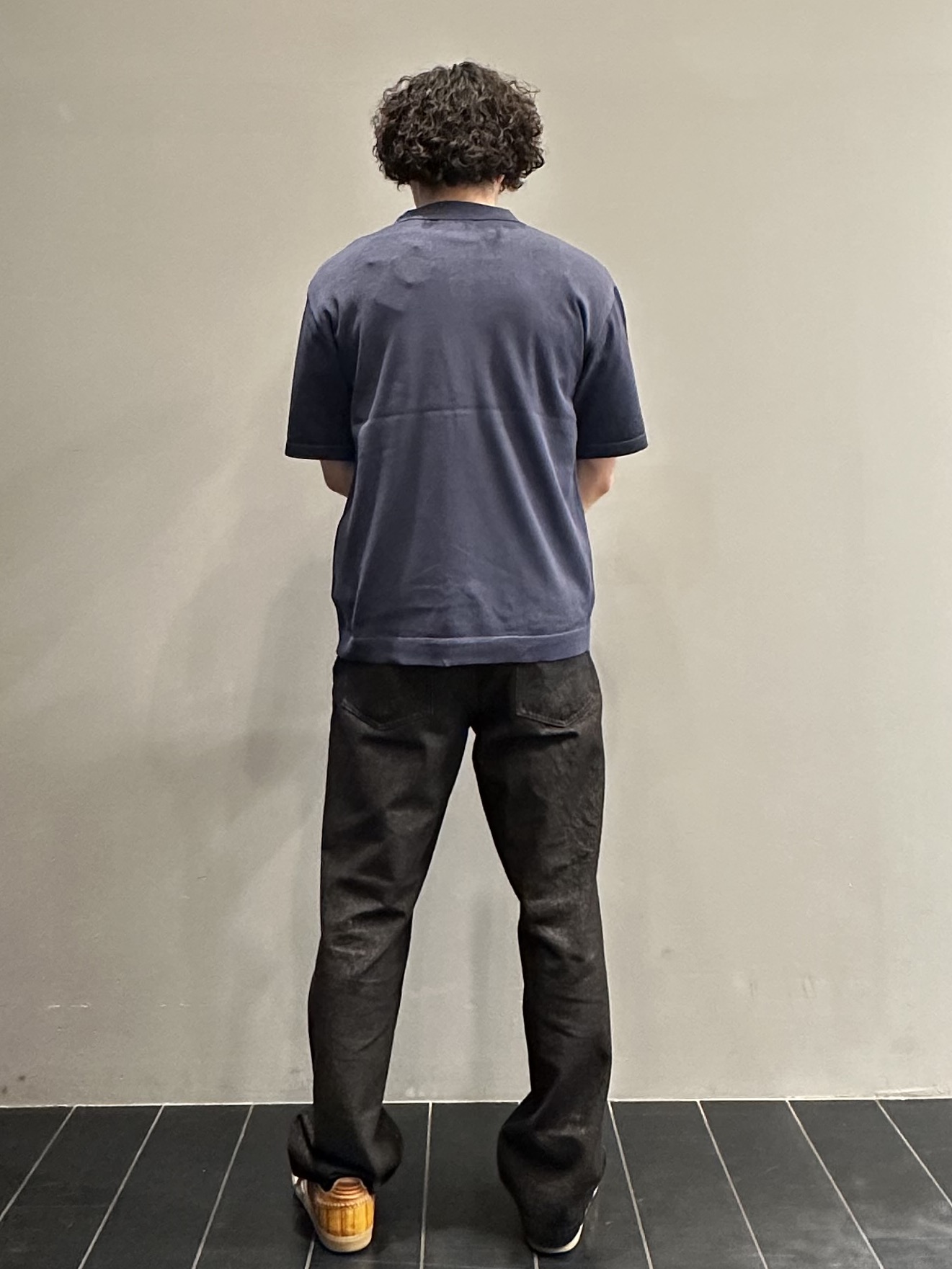 SHUさんの「THE SHOP TK｜【抗菌防臭／UVカット／洗濯機OK】和紙混 半袖ニットシャツ」を使ったコーディネート